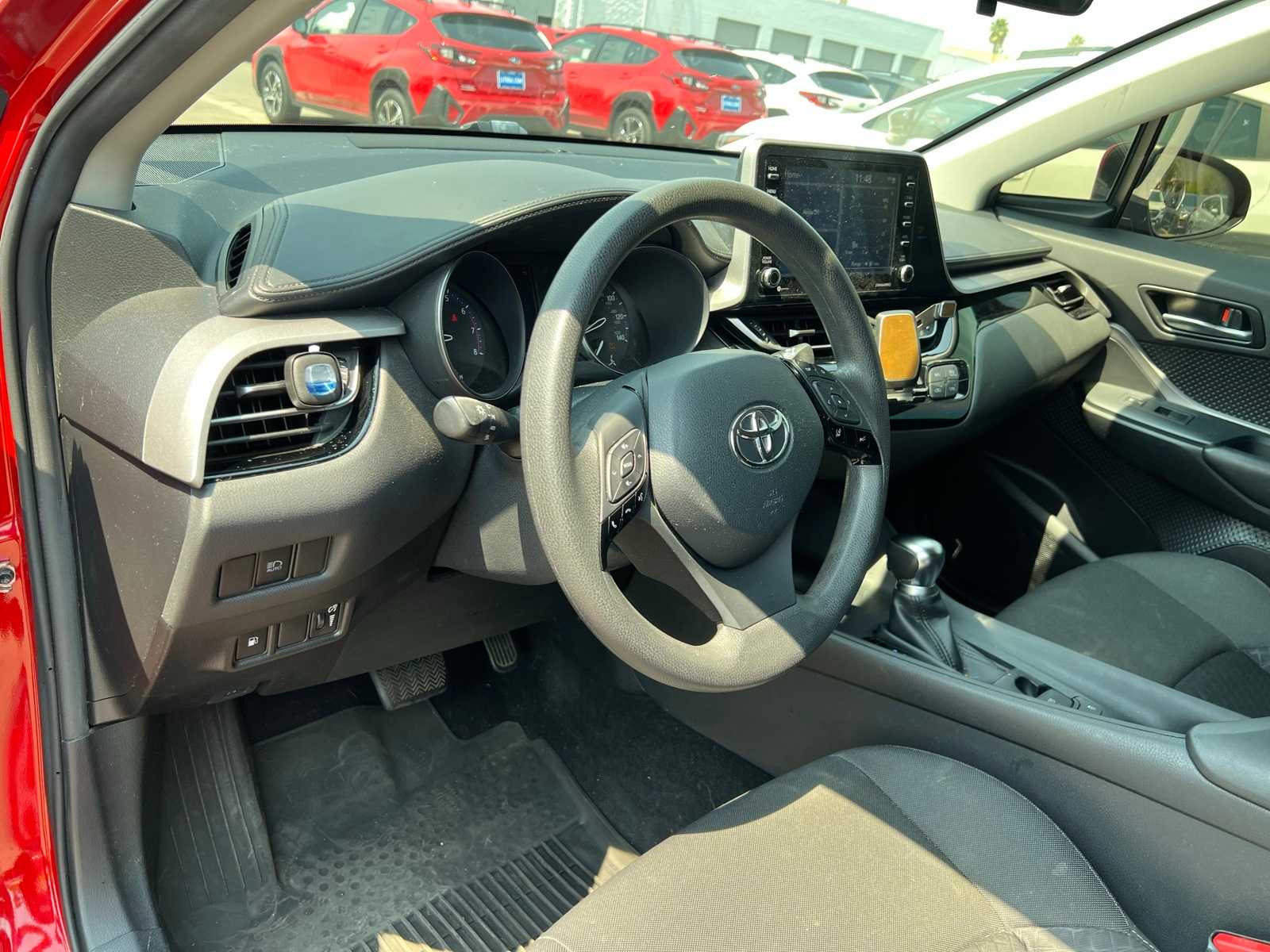 Thumbnail: 2020 Toyota C-HR - 13