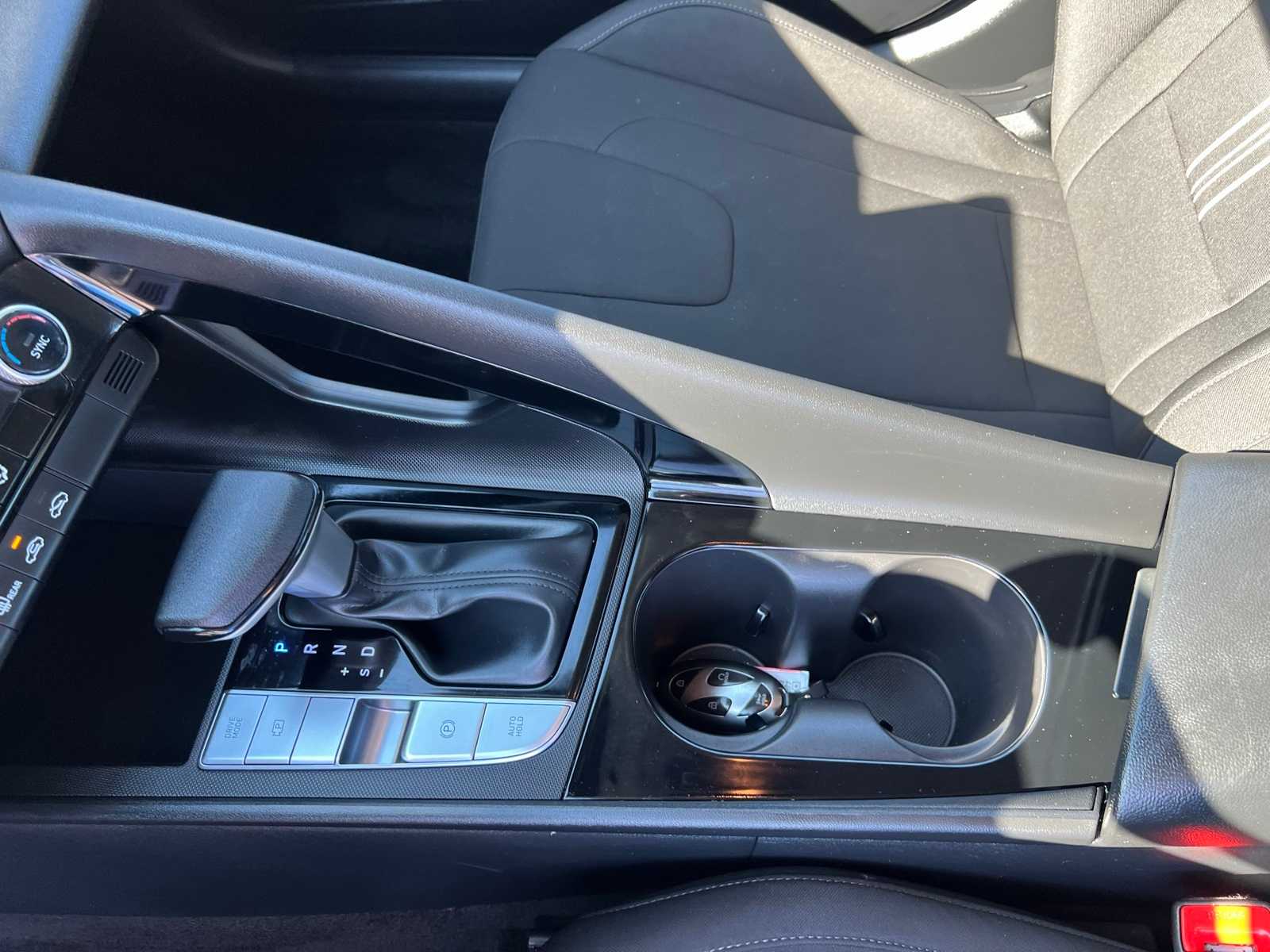 Thumbnail: 2024 Hyundai Elantra - 39