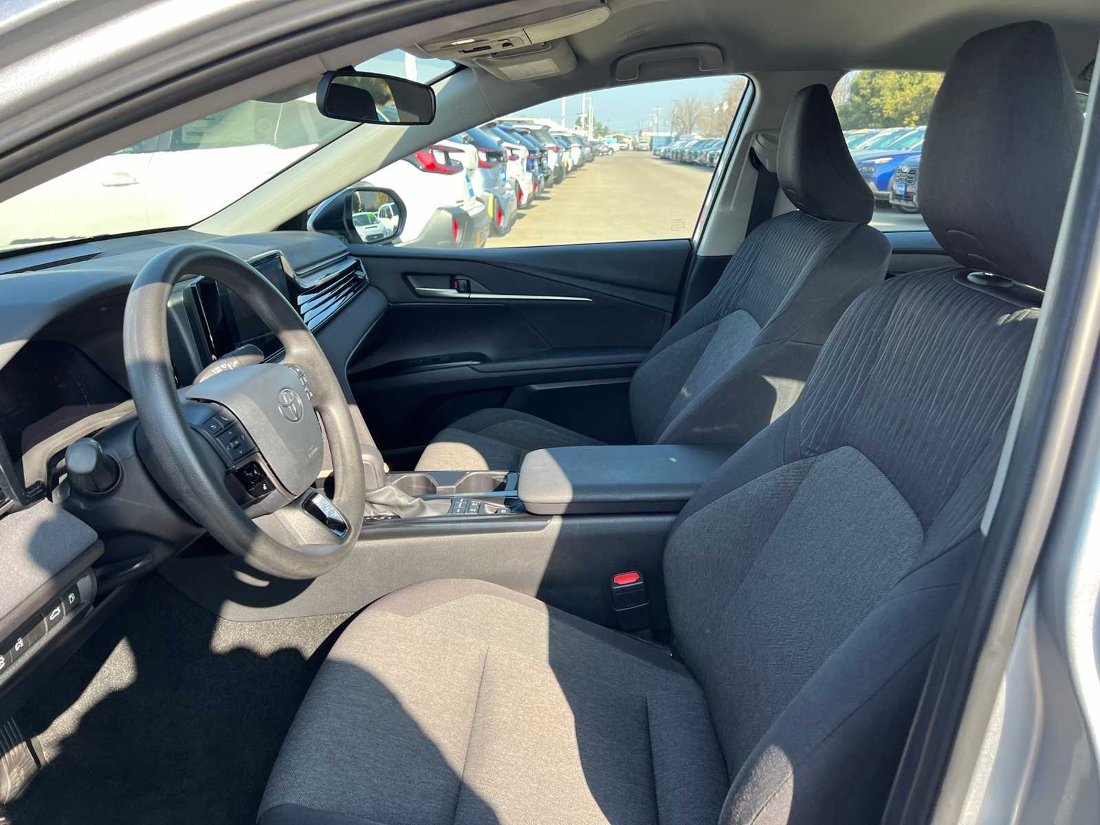 Thumbnail: 2025 Toyota Camry - 15