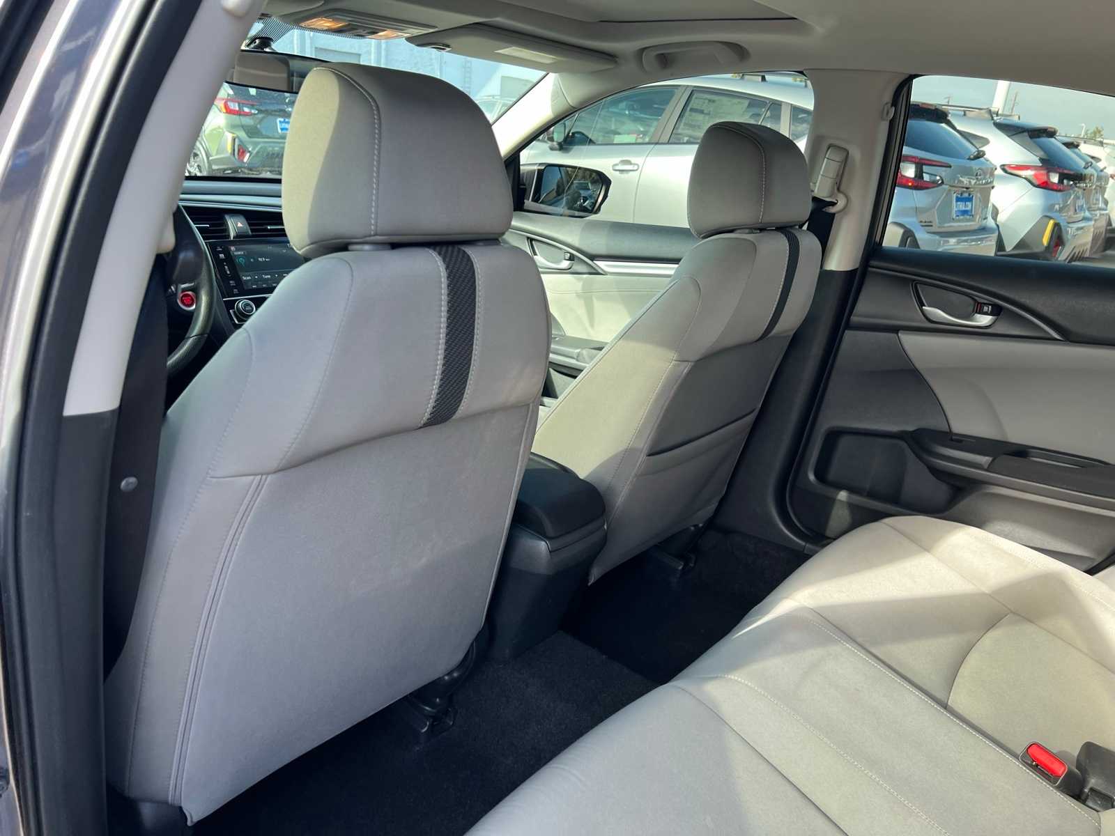 Thumbnail: 2016 Honda Civic - 17