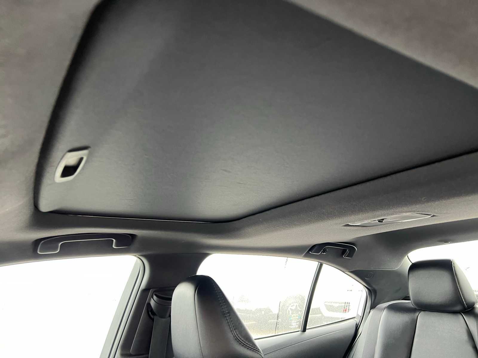 Thumbnail: 2021 Toyota Corolla - 34