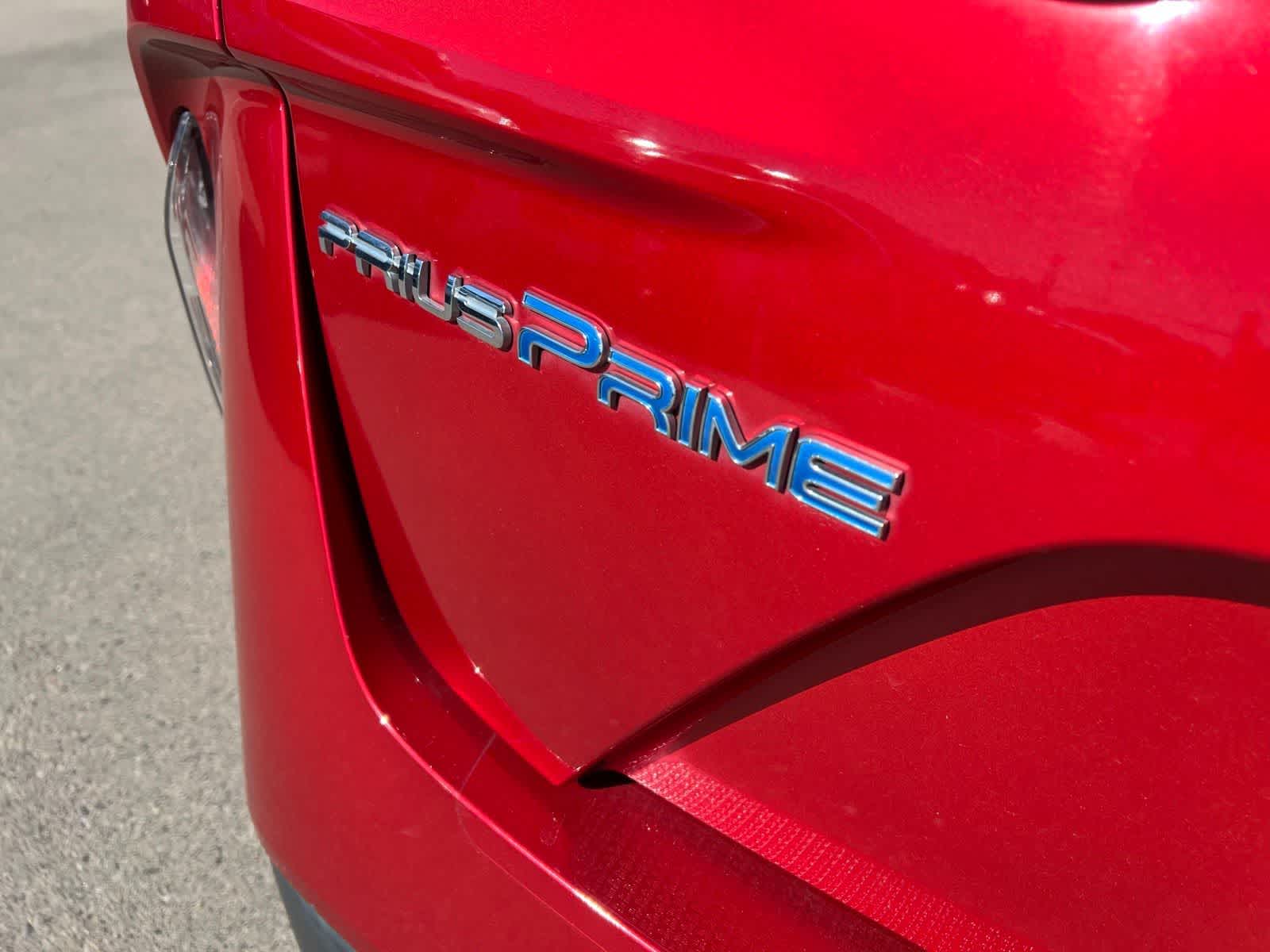 Thumbnail: 2017 Toyota Prius Prime - 5