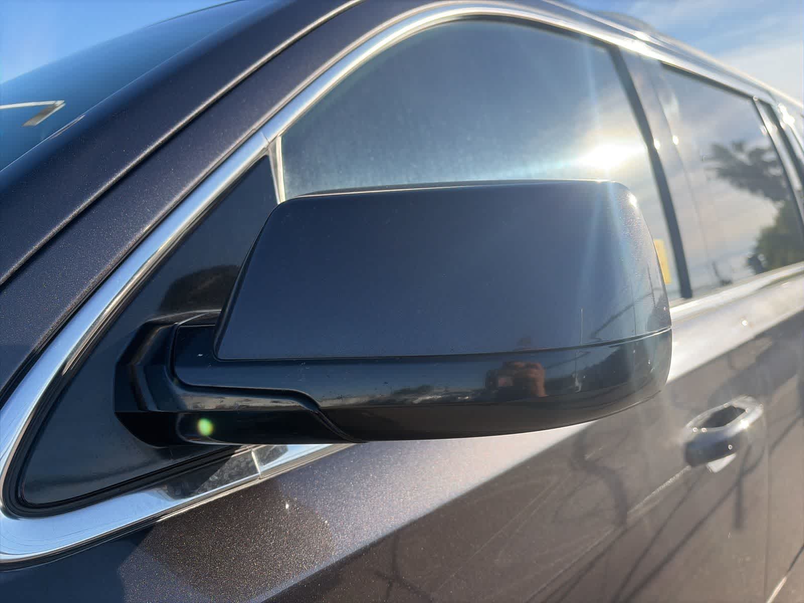 Thumbnail: 2017 Chevrolet Suburban - 28