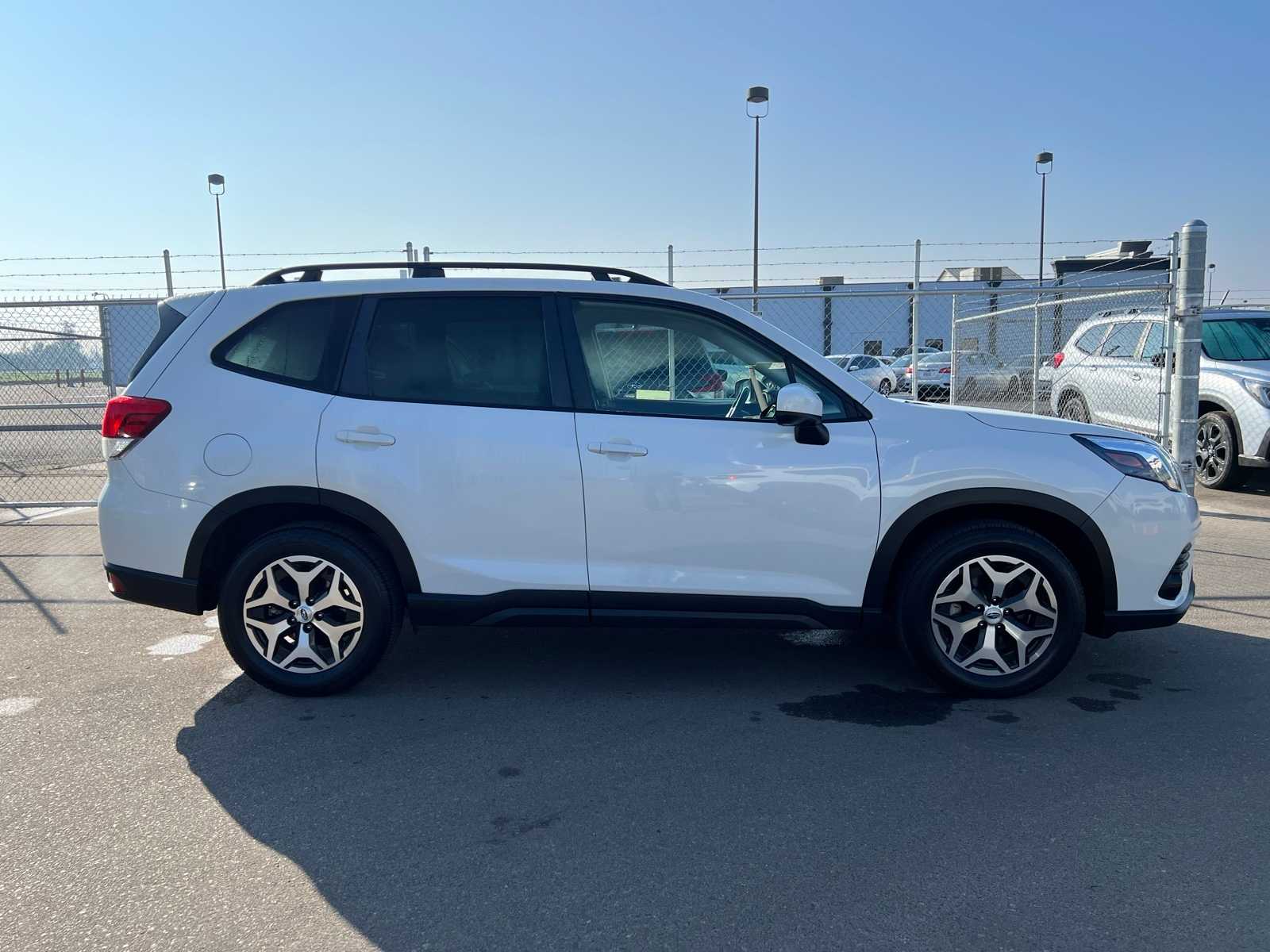 Thumbnail: 2022 Subaru Forester - 10