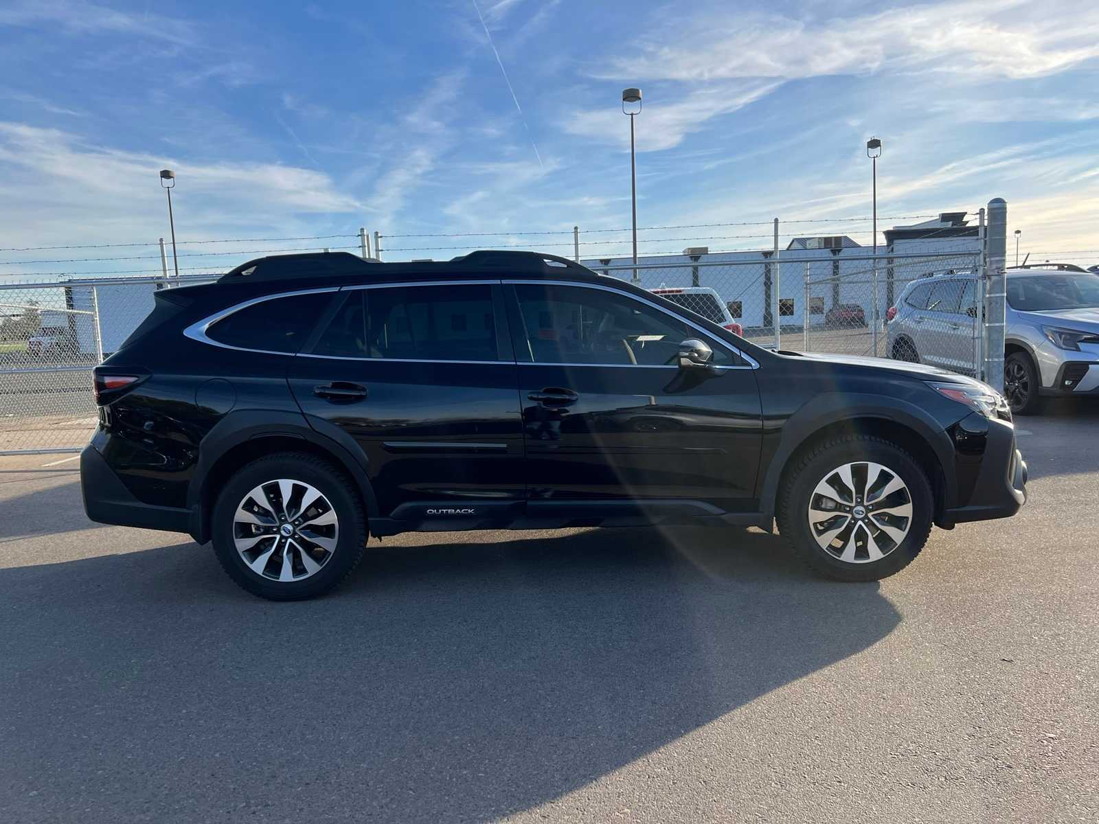 Thumbnail: 2023 Subaru Outback - 10