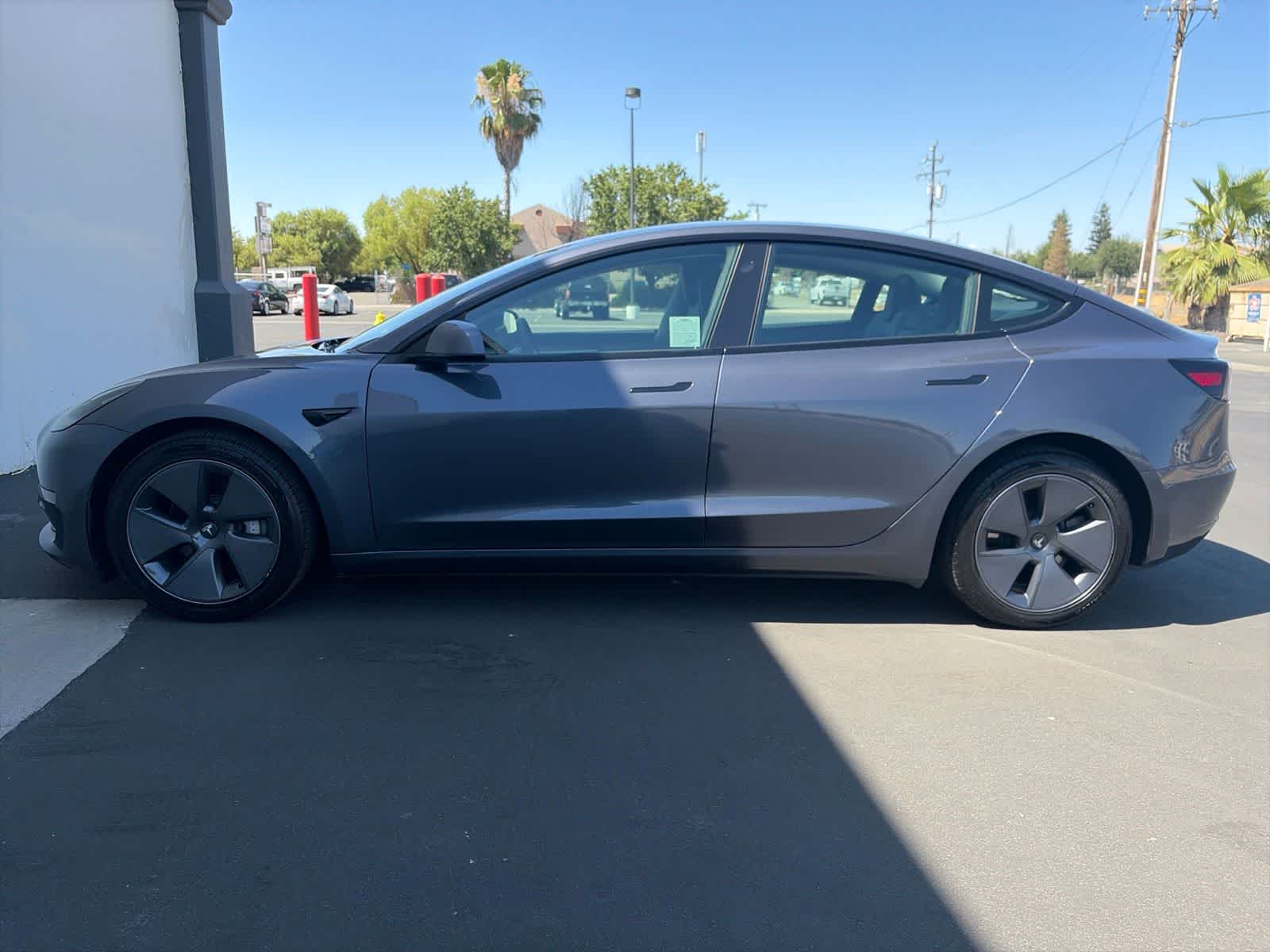 Thumbnail: 2023 Tesla Model 3 - 13