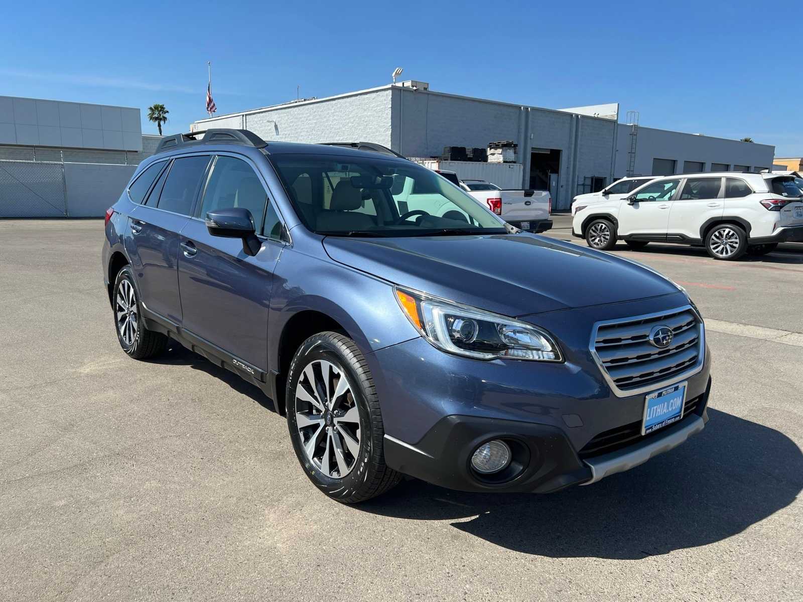 Thumbnail: 2017 Subaru Outback - 11