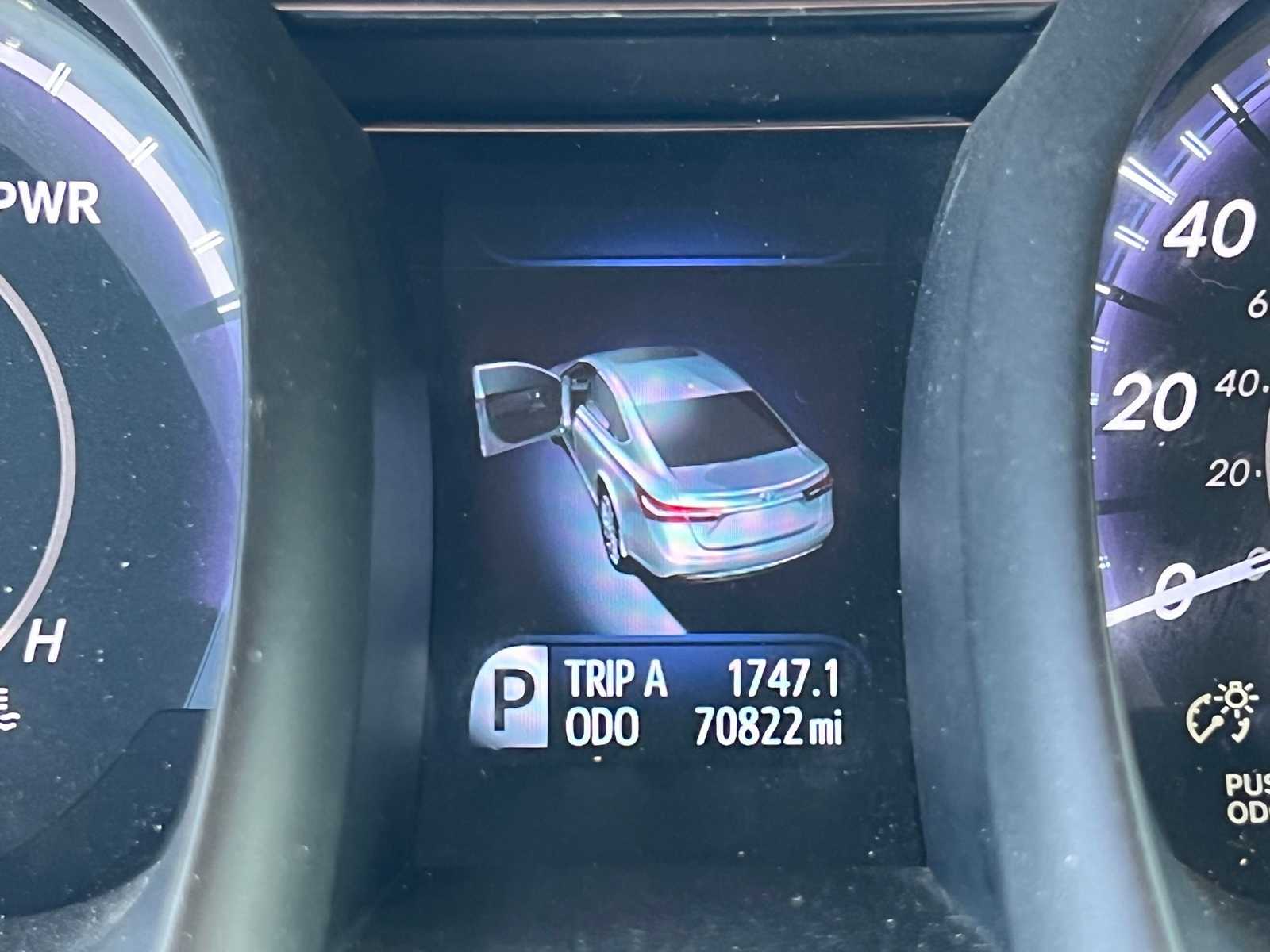 Thumbnail: 2016 Toyota Avalon - 35