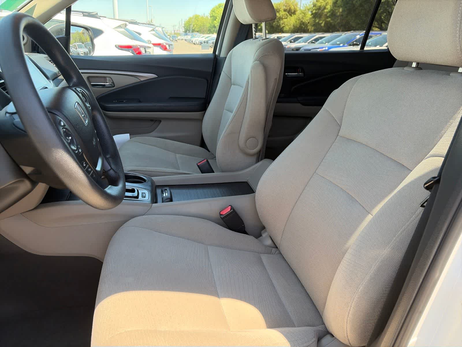 Thumbnail: 2018 Honda Pilot - 27