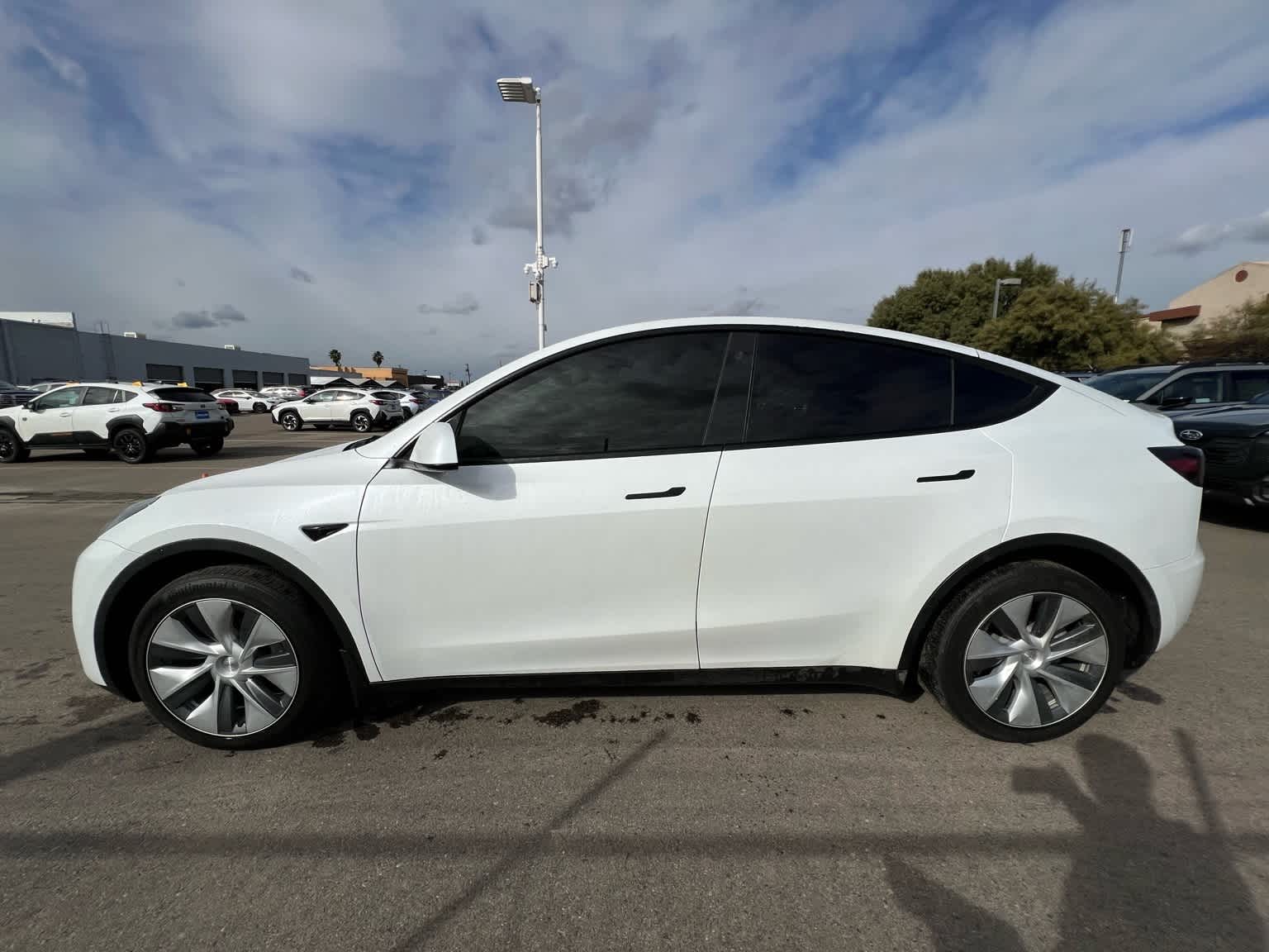 Thumbnail: 2023 Tesla Model Y - 3