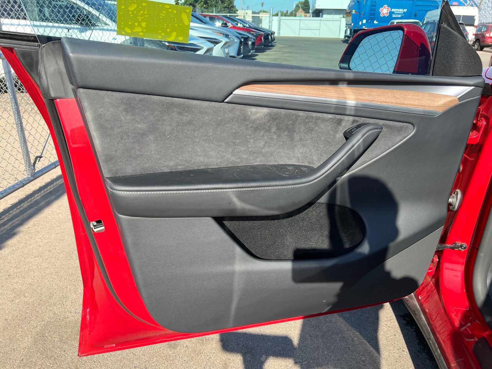 Thumbnail: 2023 Tesla Model Y - 15