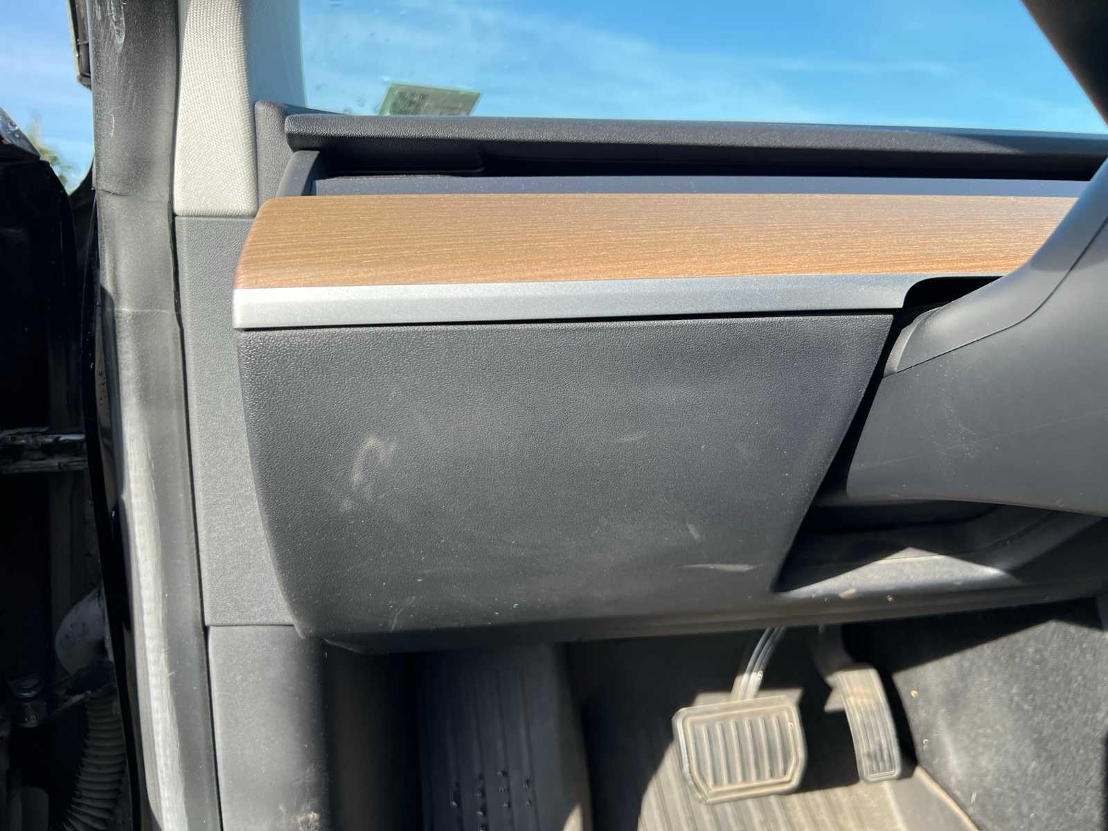 Thumbnail: 2020 Tesla Model 3 - 27