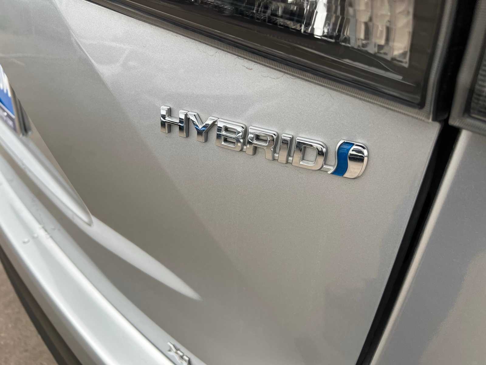 Thumbnail: 2021 Toyota Highlander - 7