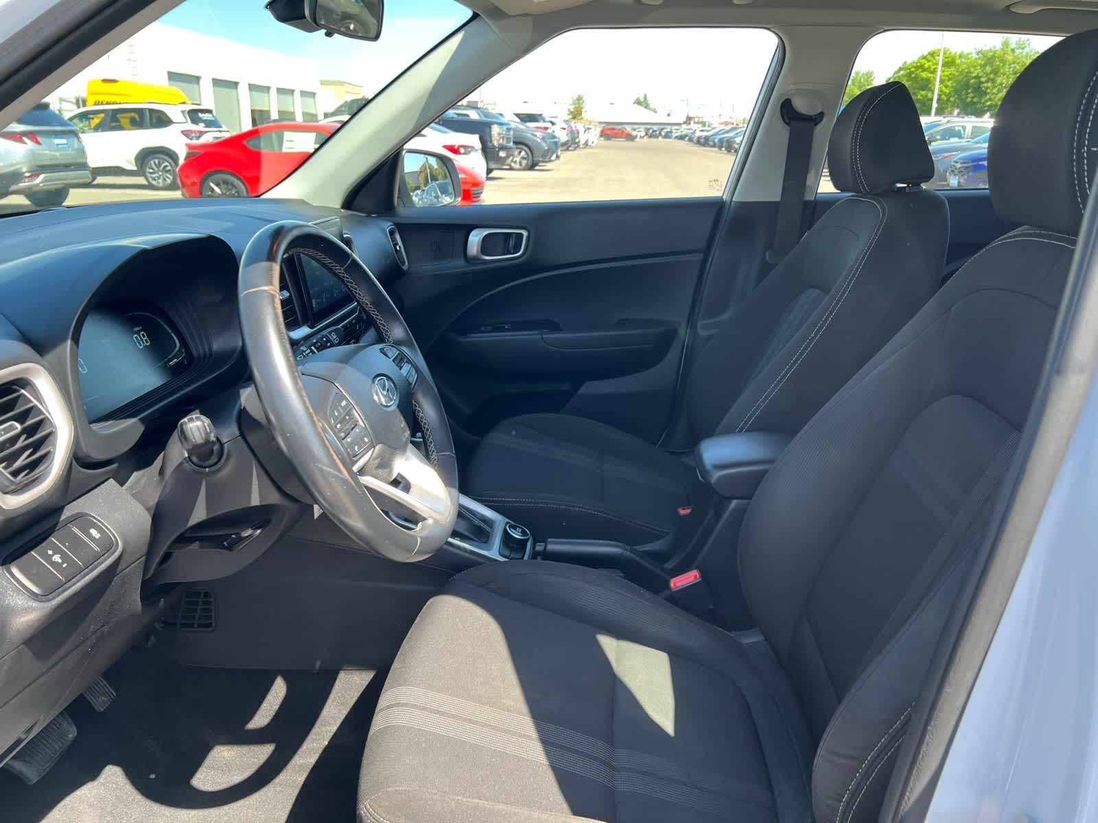 Thumbnail: 2023 Hyundai Venue - 13