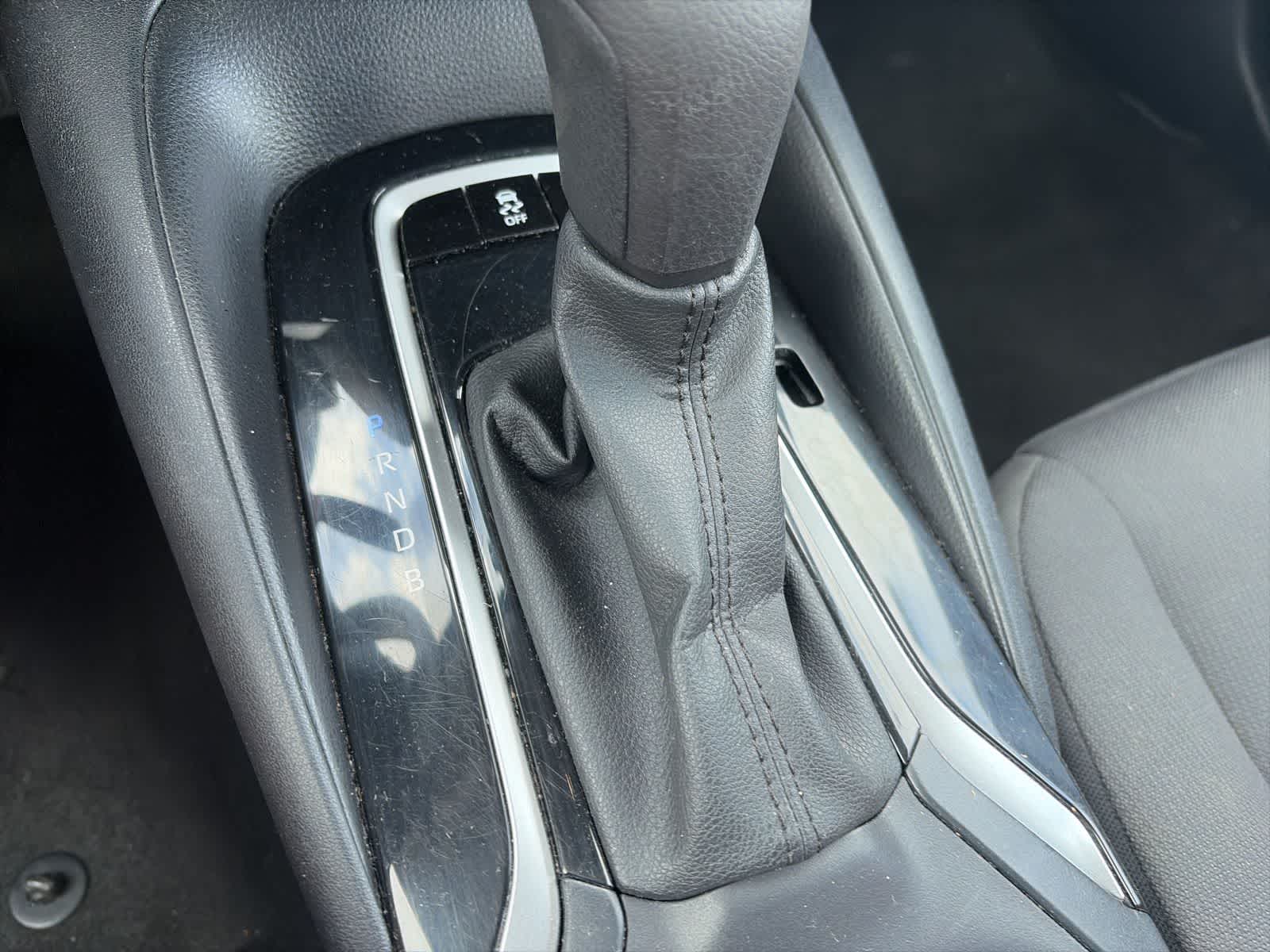 Thumbnail: 2023 Toyota Corolla - 32