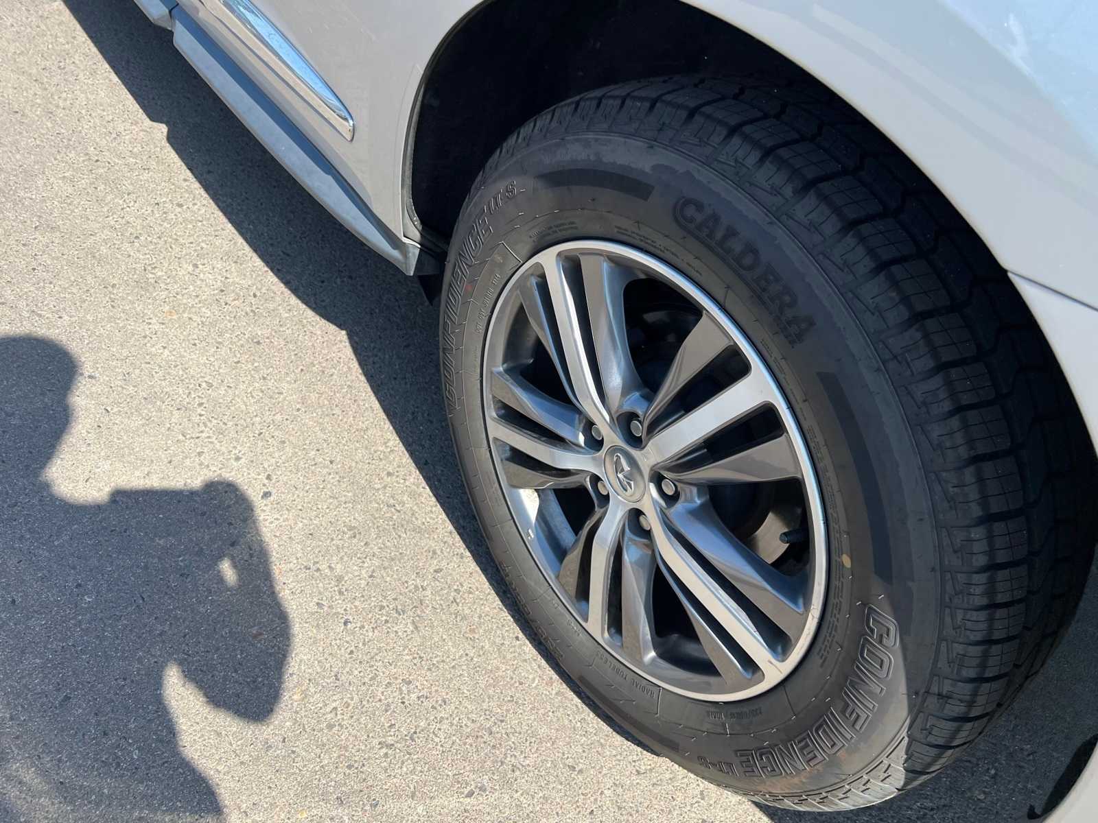 2019 INFINITI QX60 Pure 17