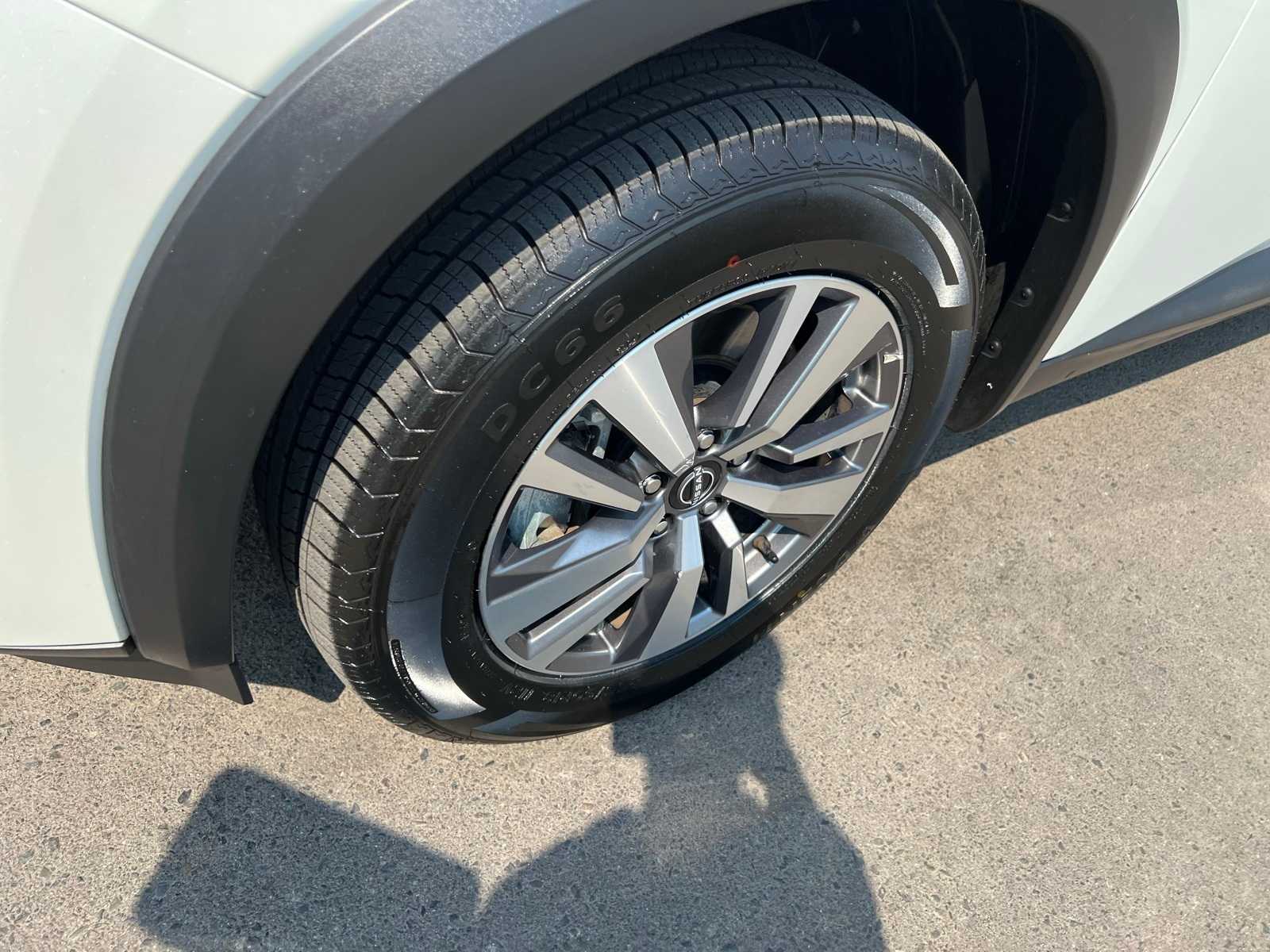 Thumbnail: 2022 Nissan Pathfinder - 13