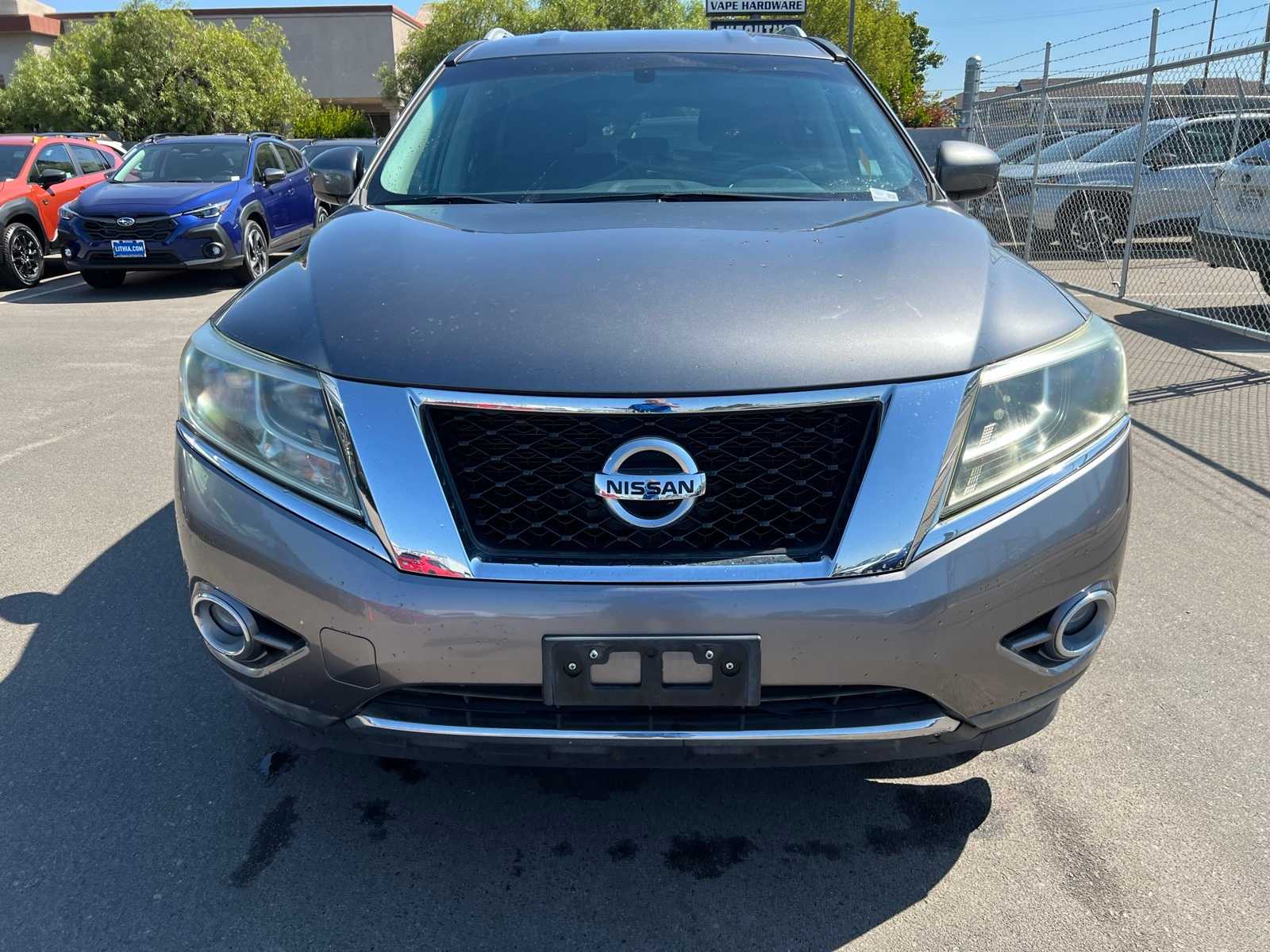 Thumbnail: 2016 Nissan Pathfinder - 12