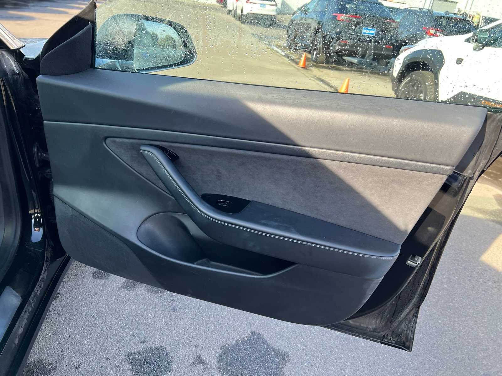 Thumbnail: 2020 Tesla Model 3 - 26