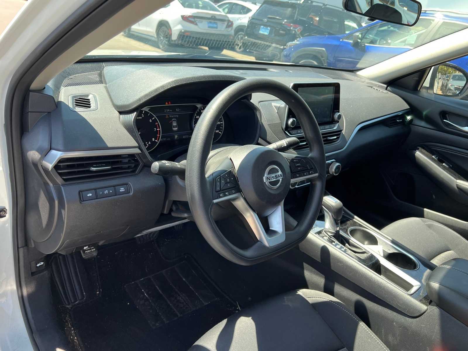 Thumbnail: 2021 Nissan Altima - 14