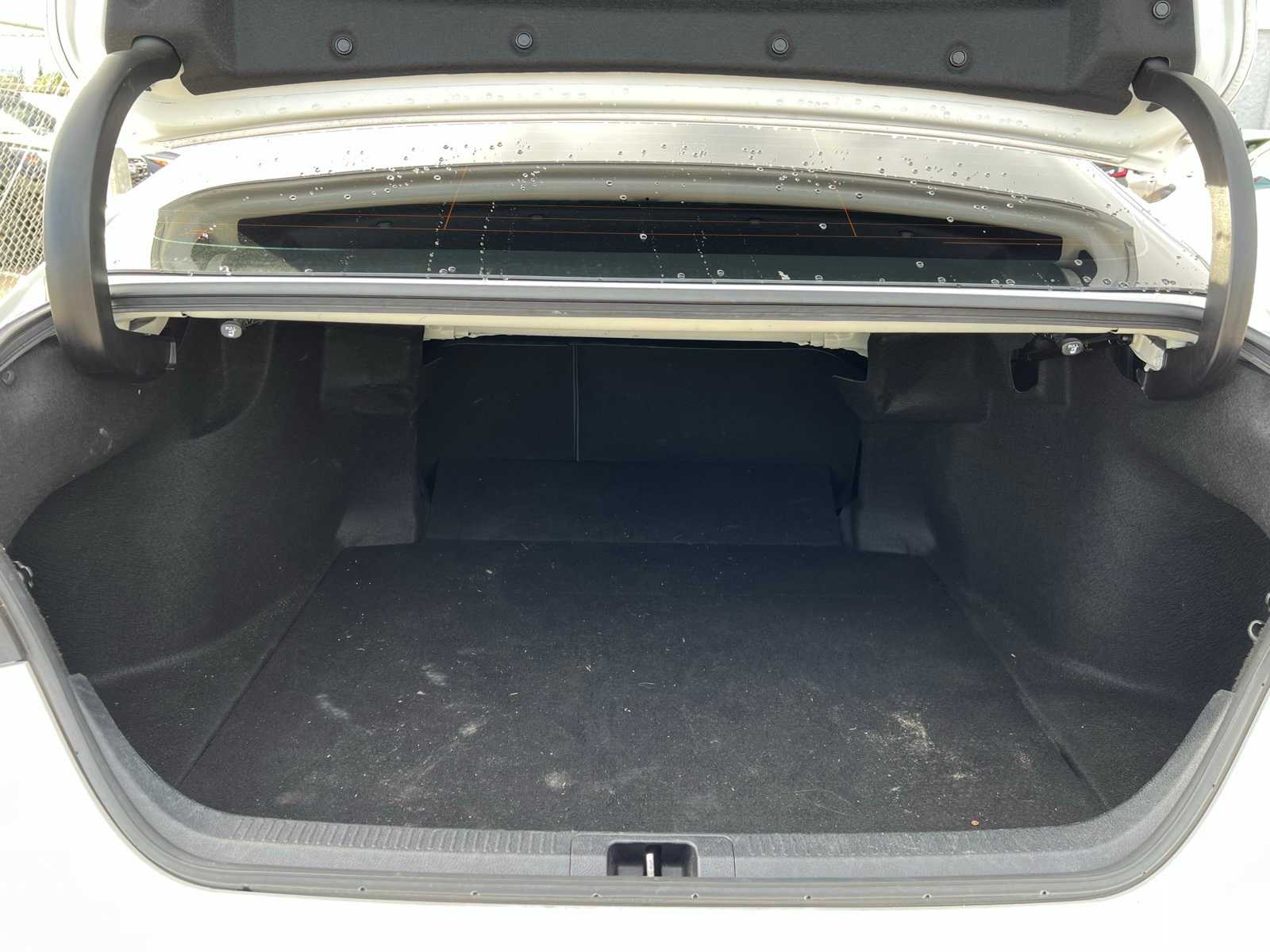 Thumbnail: 2021 Toyota Camry - 7