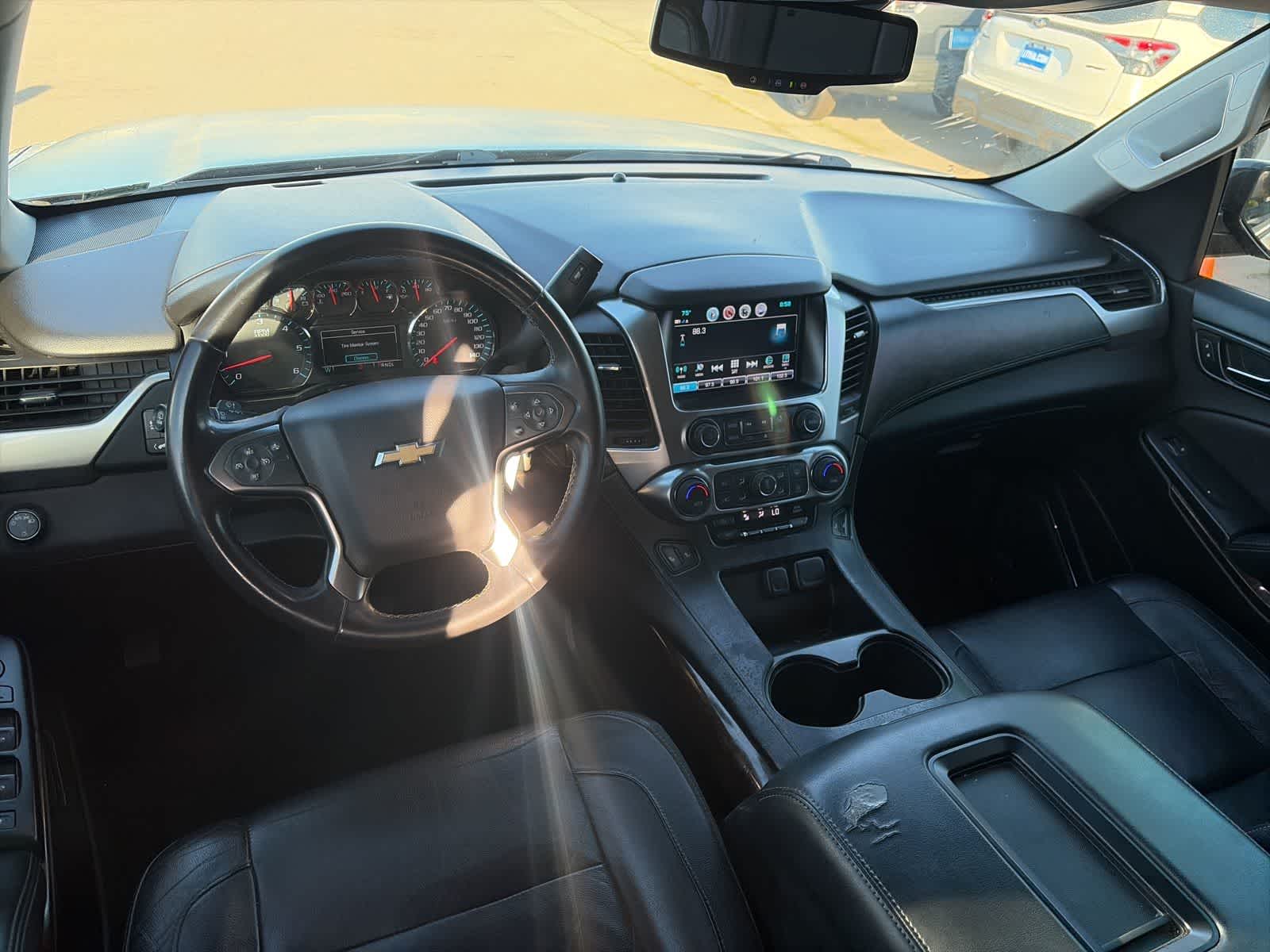 Thumbnail: 2017 Chevrolet Suburban - 23