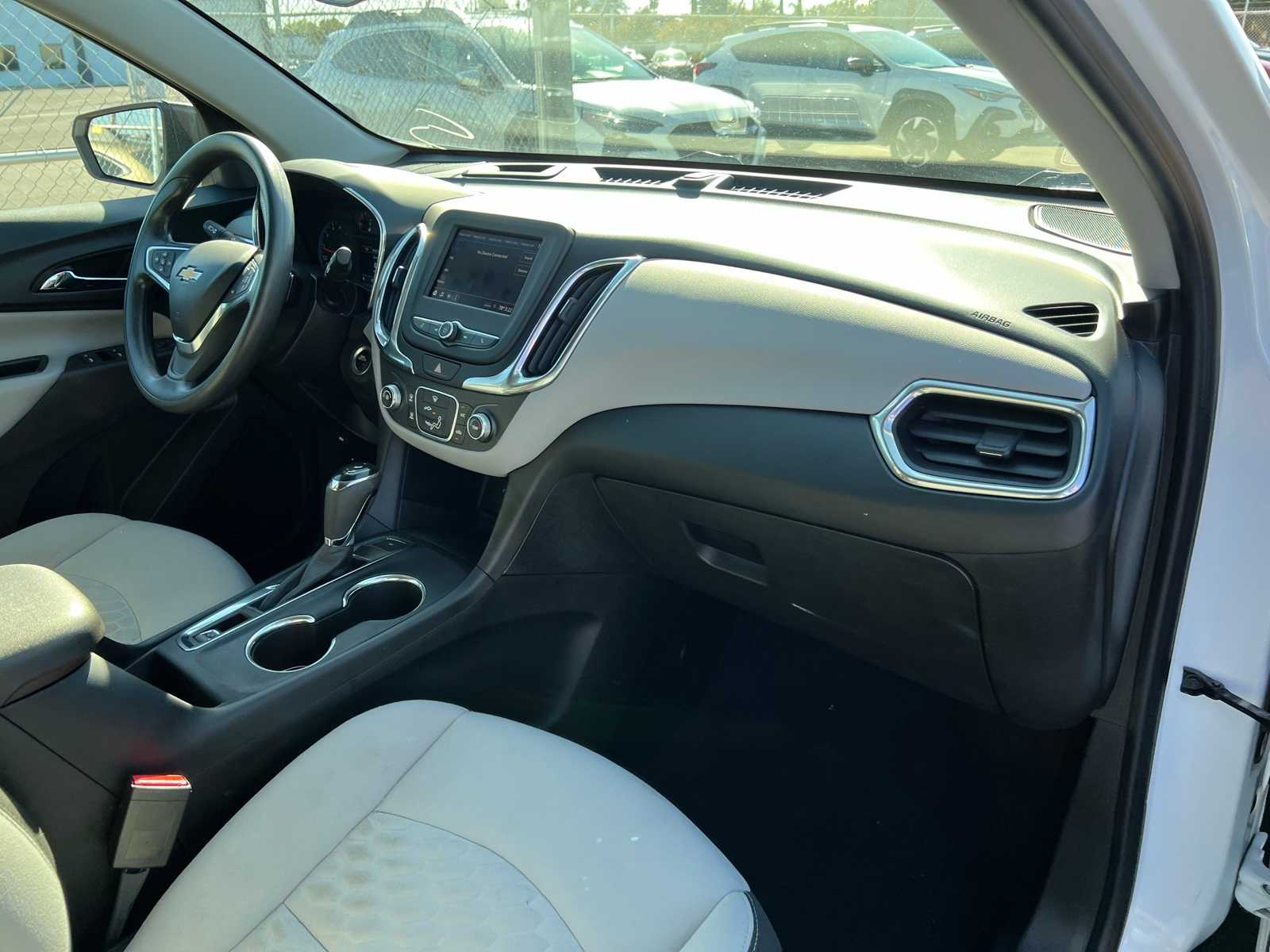 Thumbnail: 2020 Chevrolet Equinox - 26