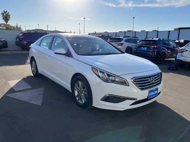 Thumbnail: 2015 Hyundai Sonata - 10