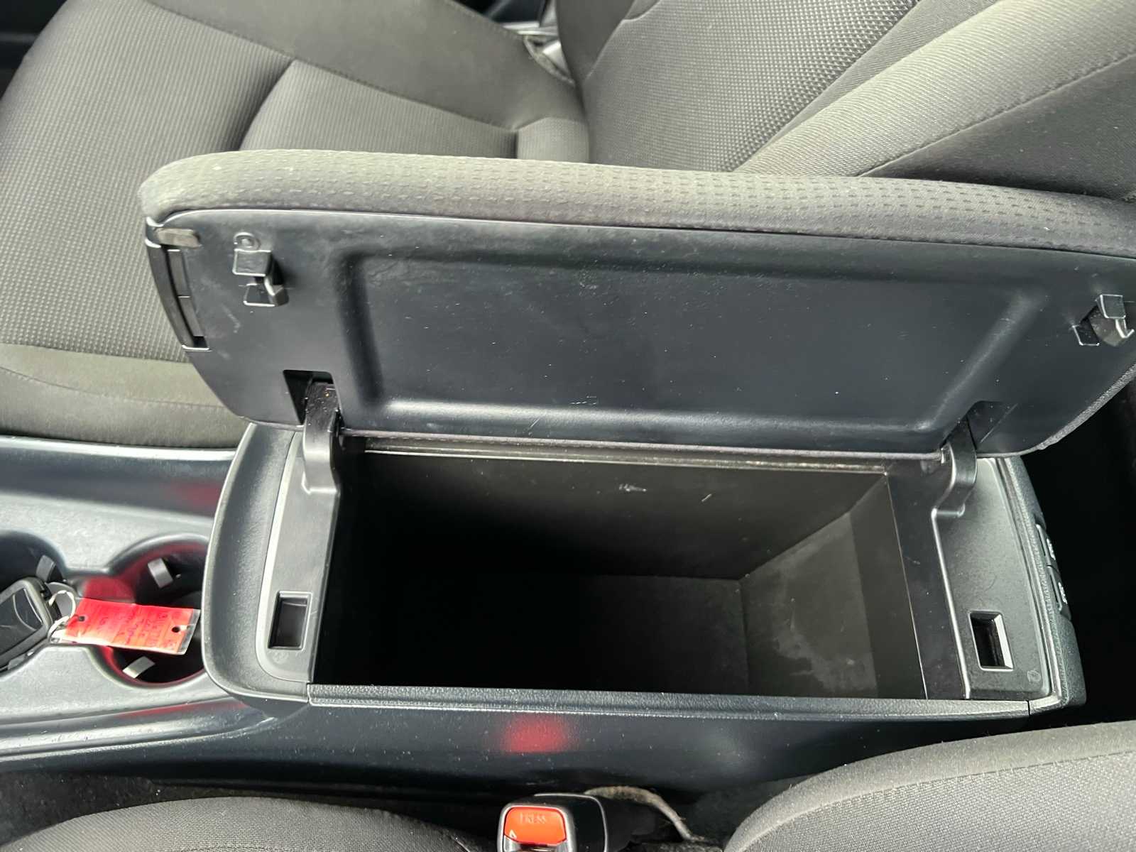 Thumbnail: 2020 Toyota Prius - 41