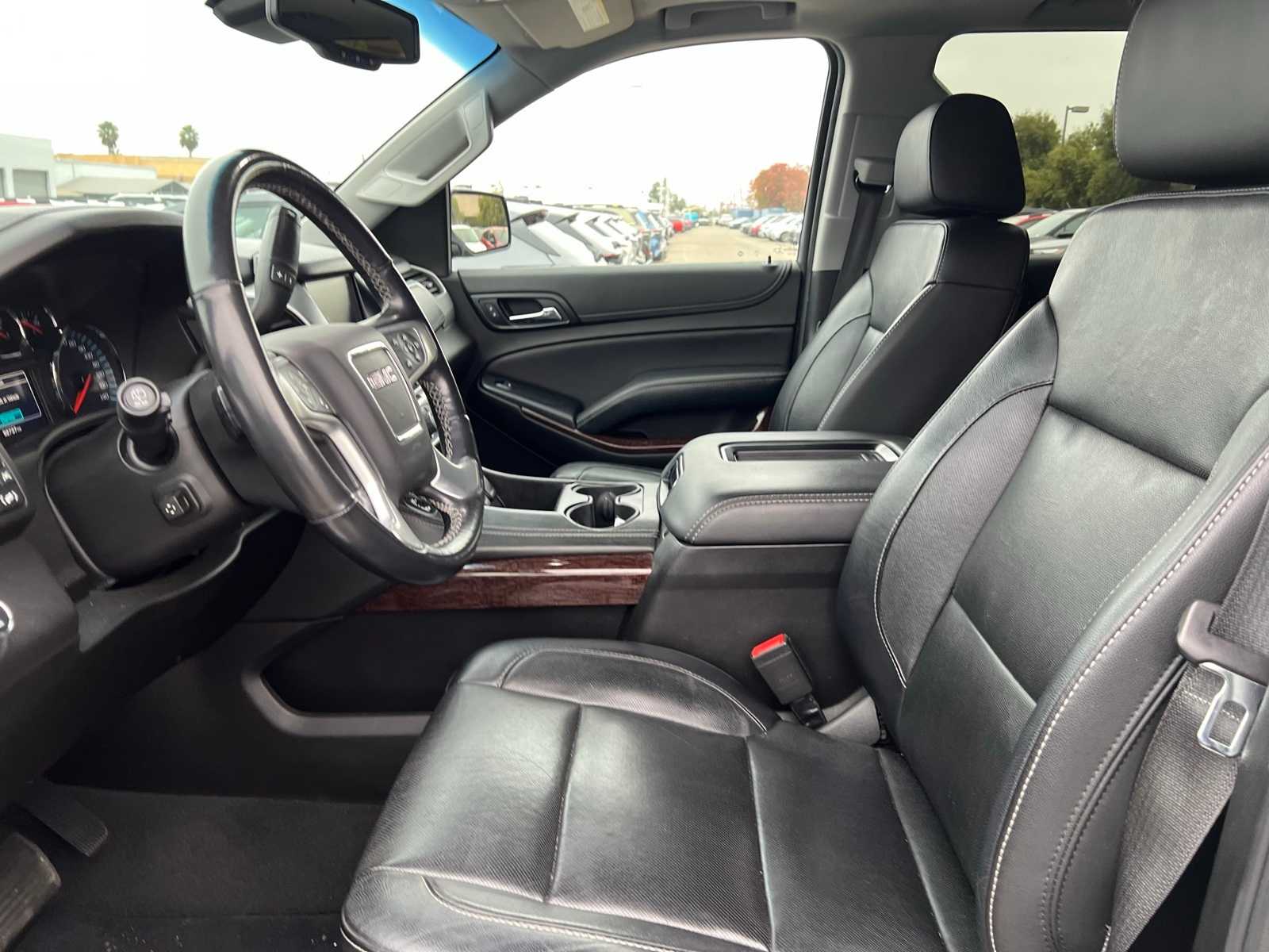 Thumbnail: 2019 GMC Yukon - 14