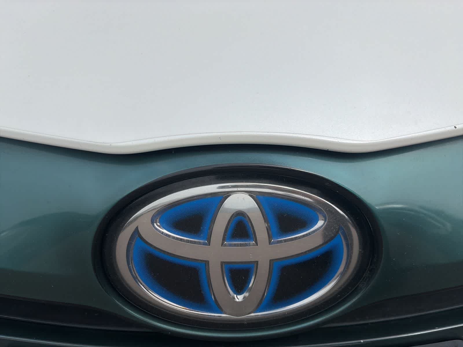 Thumbnail: 2018 Toyota Prius Prime - 3