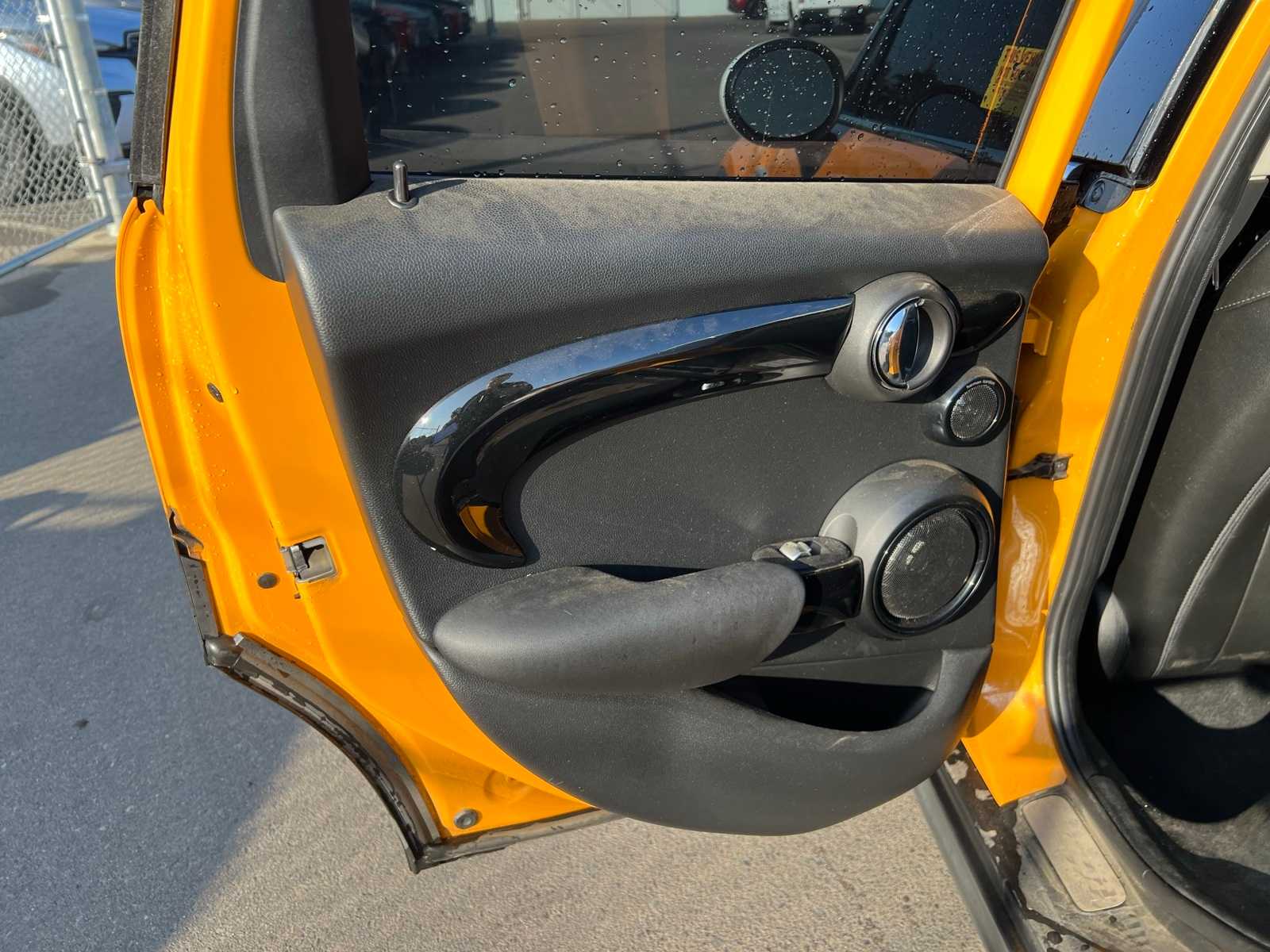 Thumbnail: 2017 MINI Cooper Hardtop - 19