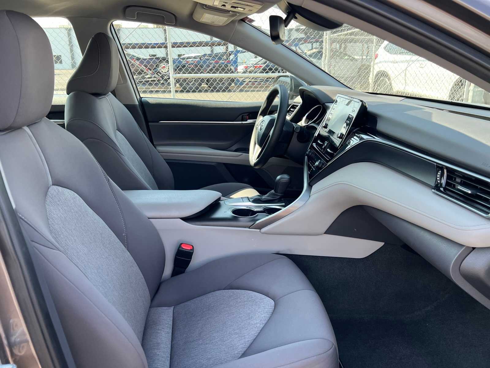 Thumbnail: 2023 Toyota Camry - 26