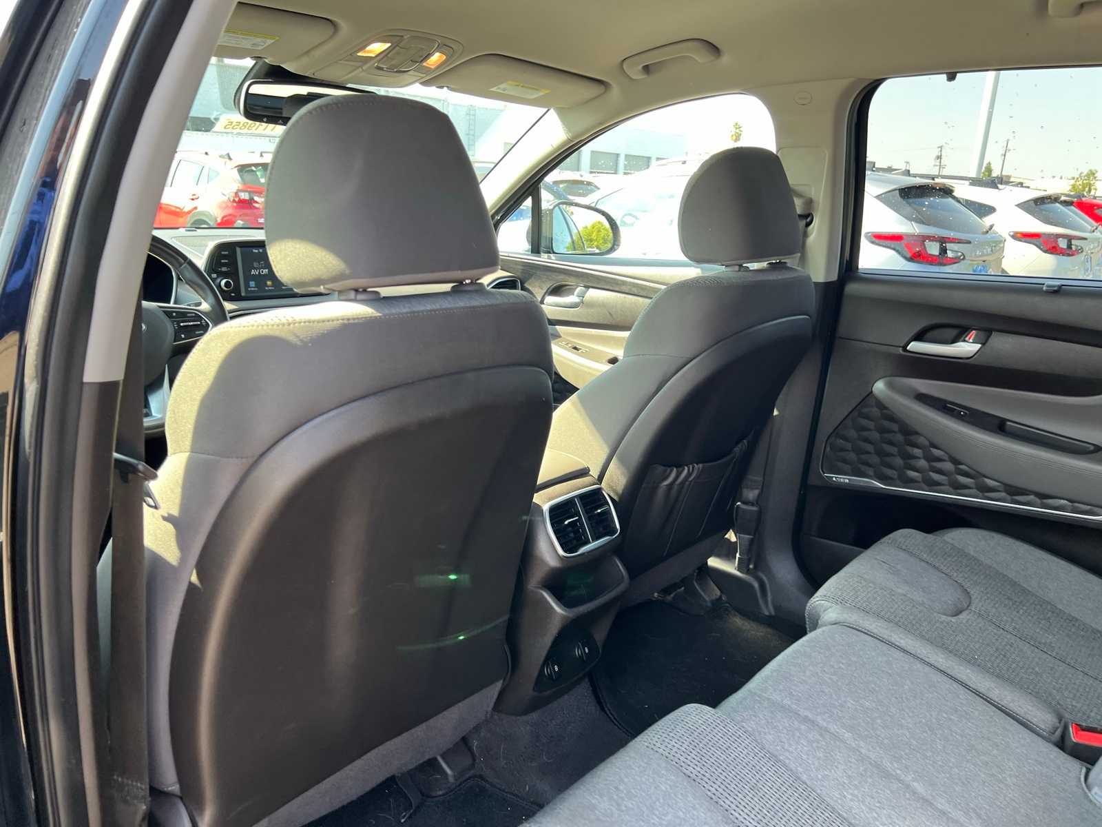 Thumbnail: 2019 Hyundai Santa Fe - 17