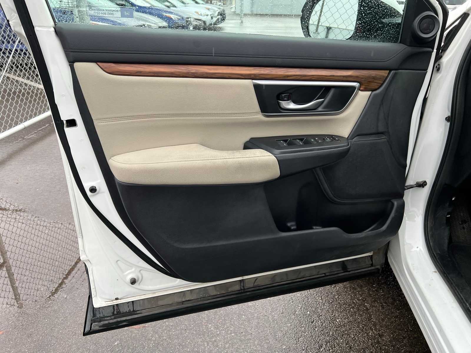 Thumbnail: 2018 Honda CR-V - 16