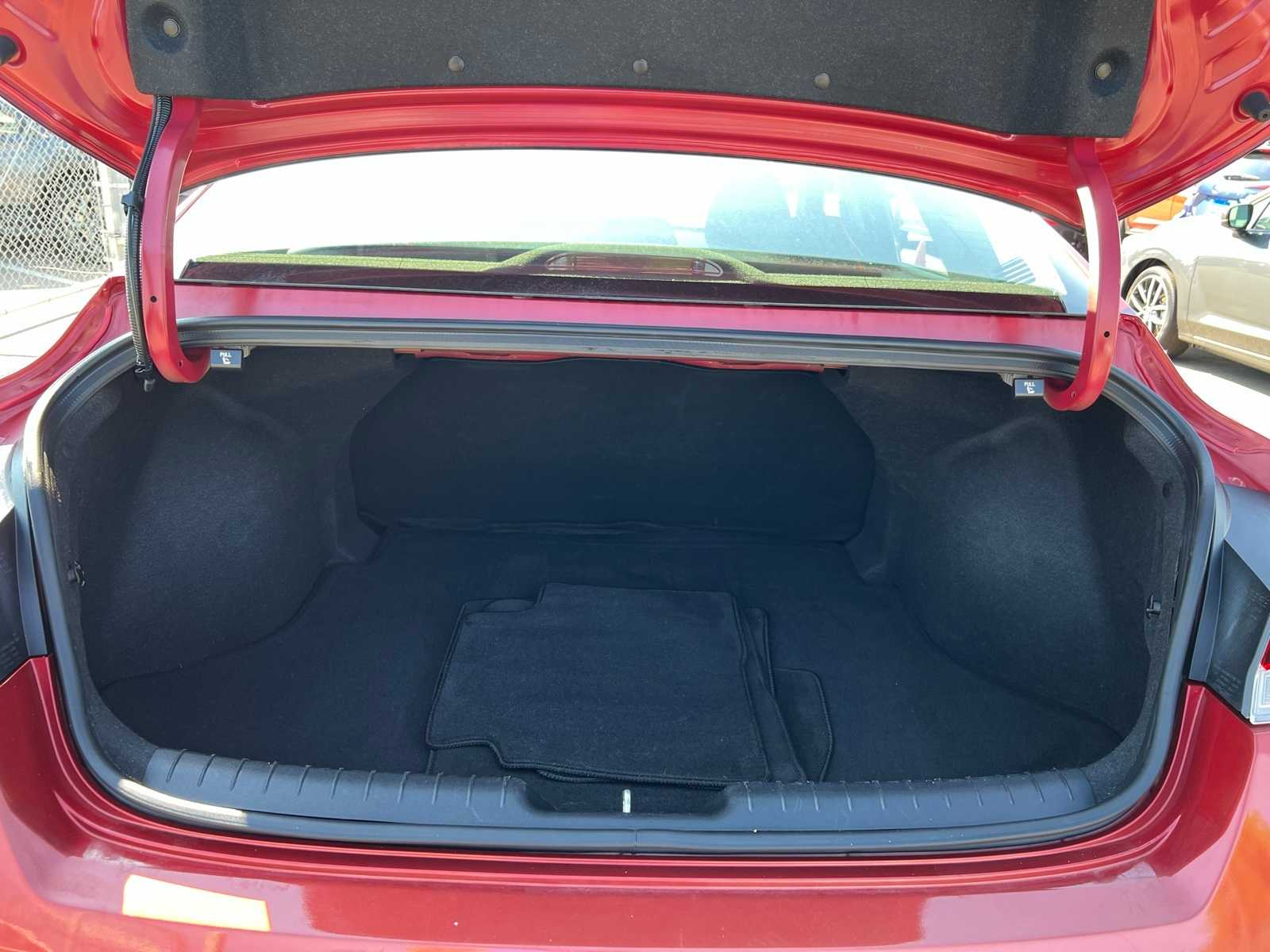 Thumbnail: 2024 Hyundai Elantra - 8