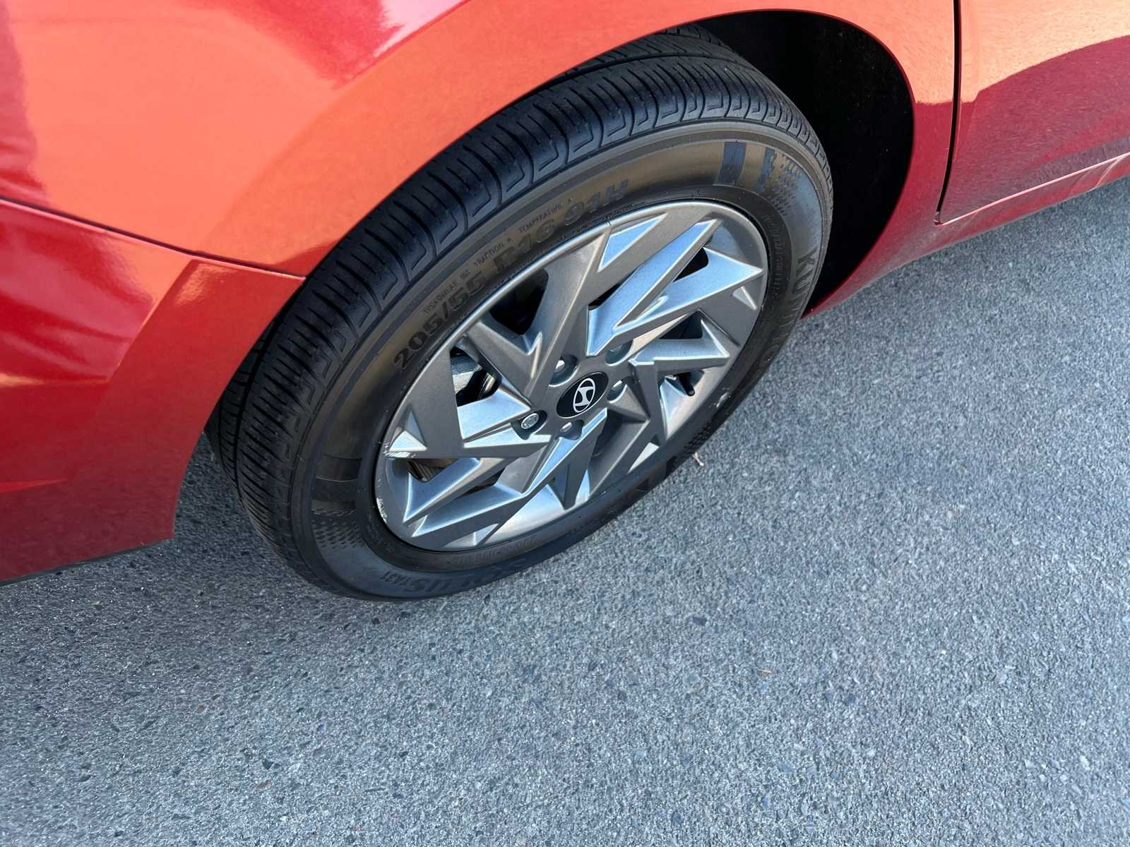 Thumbnail: 2024 Hyundai Elantra - 21