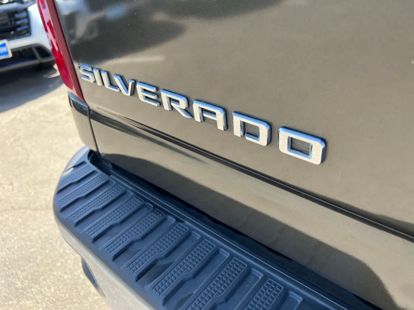 Thumbnail: 2022 Chevrolet Silverado 3500 - 5