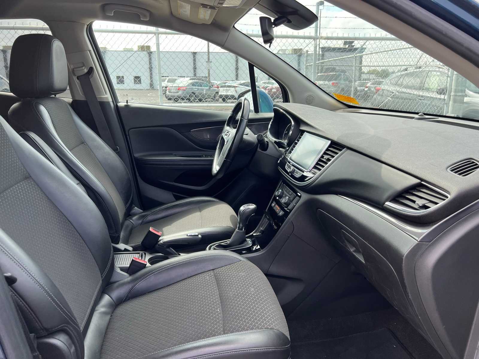 Thumbnail: 2019 Buick Encore - 26