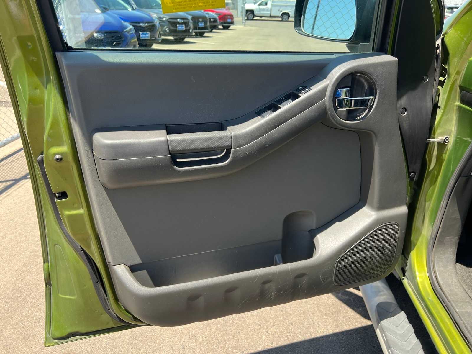 2011 Nissan Xterra S 15