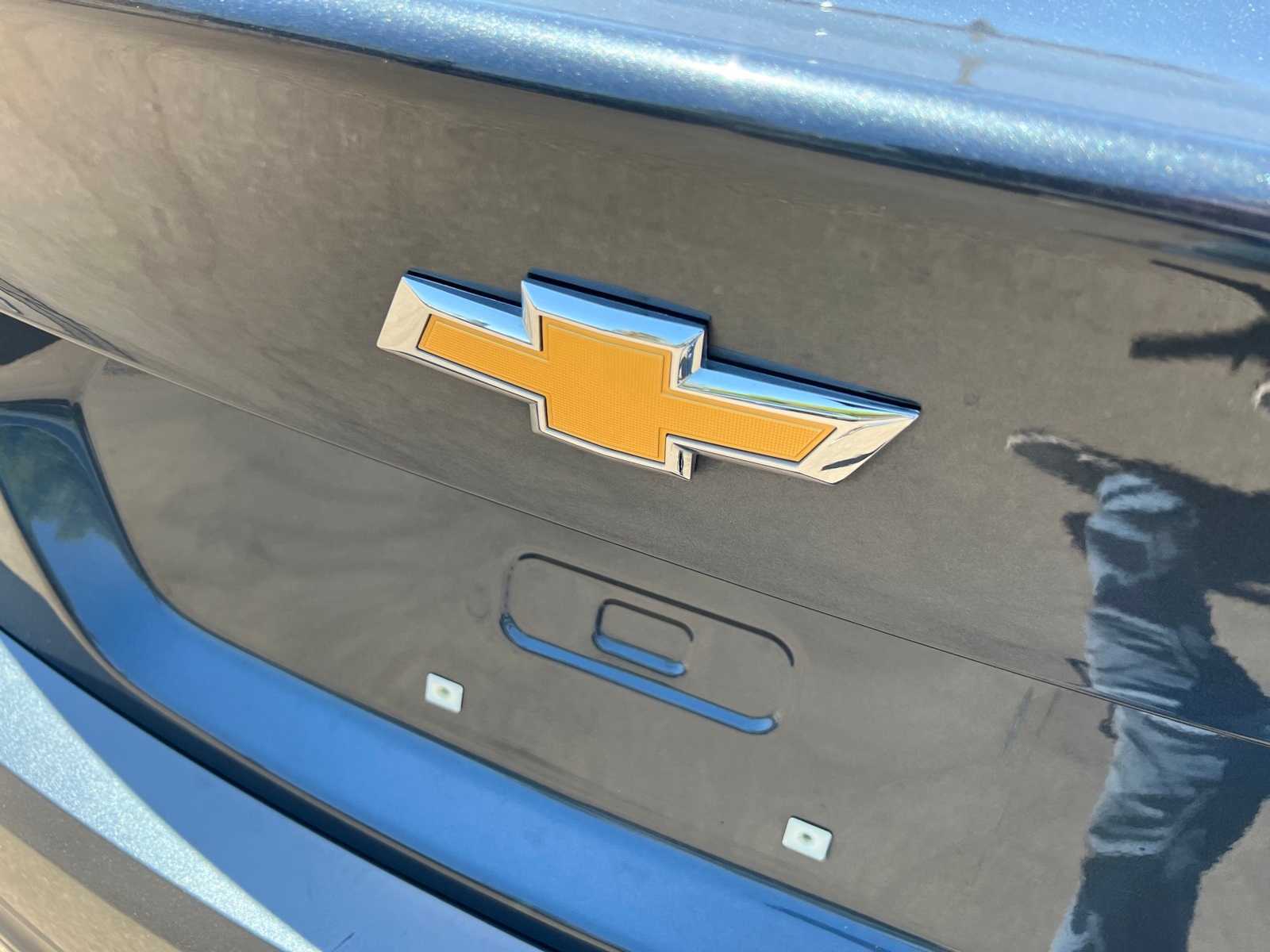Thumbnail: 2020 Chevrolet Malibu - 6