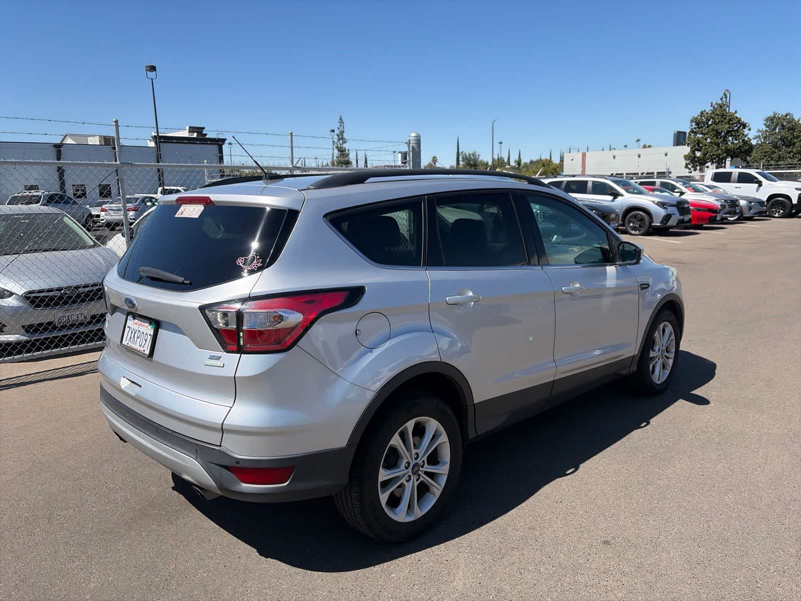 Thumbnail: 2017 Ford Escape - 8