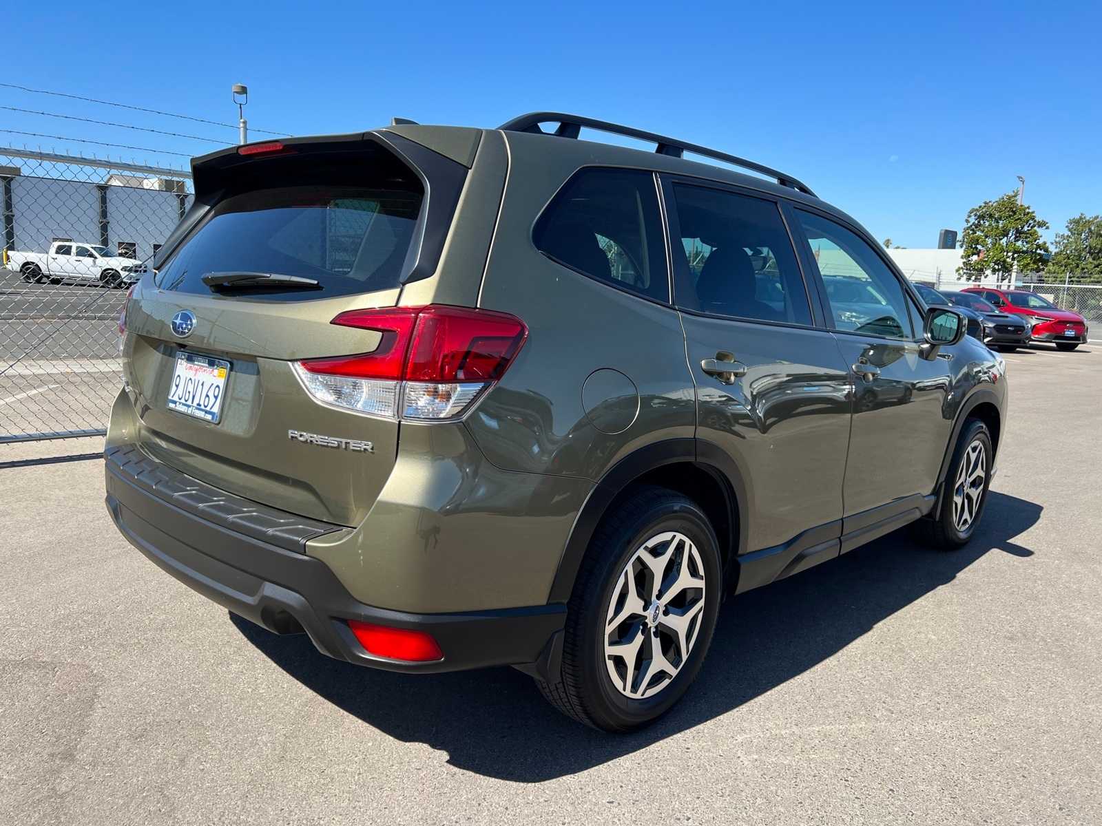 2023 Subaru Forester Premium 9