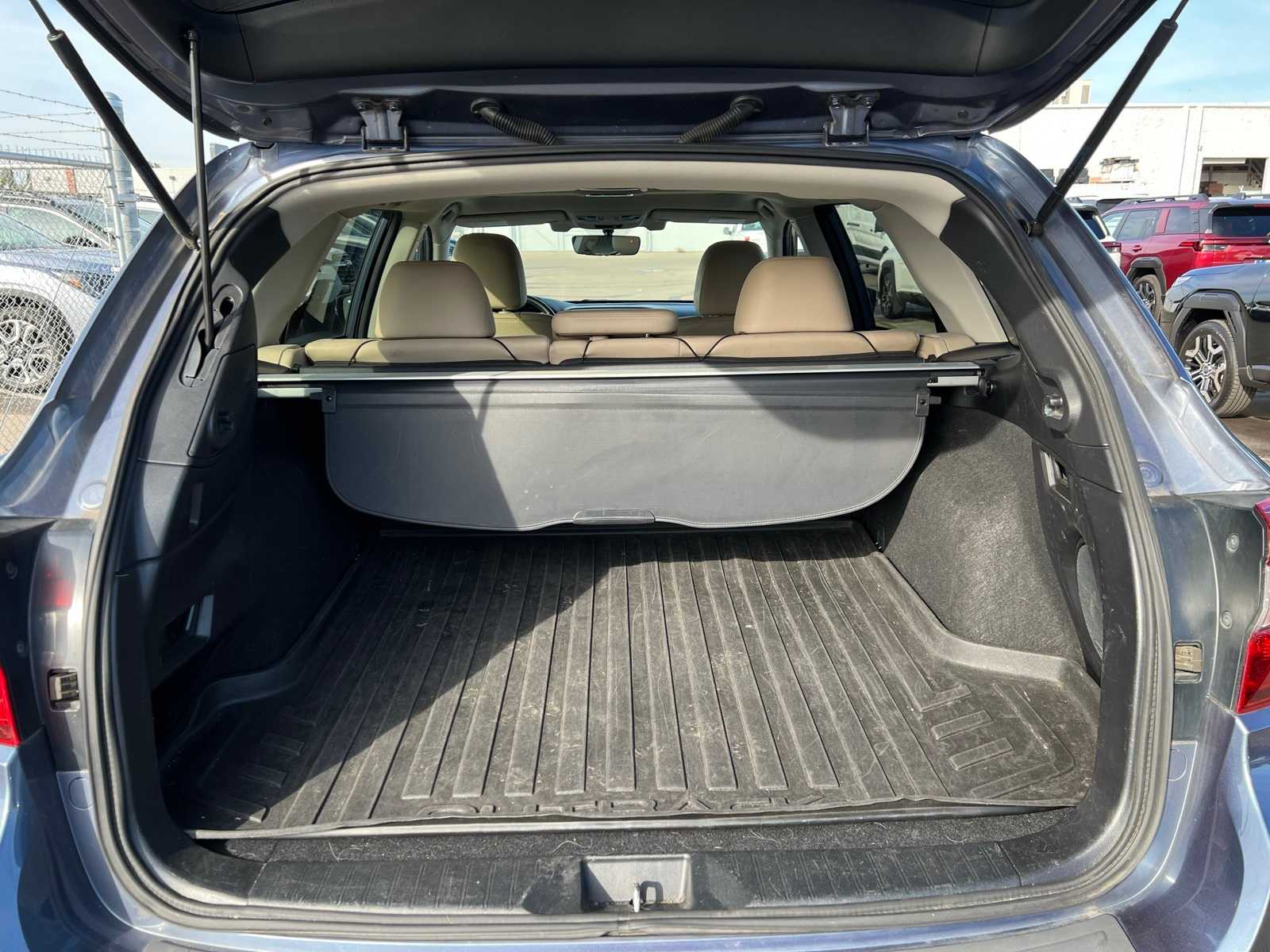 Thumbnail: 2017 Subaru Outback - 8