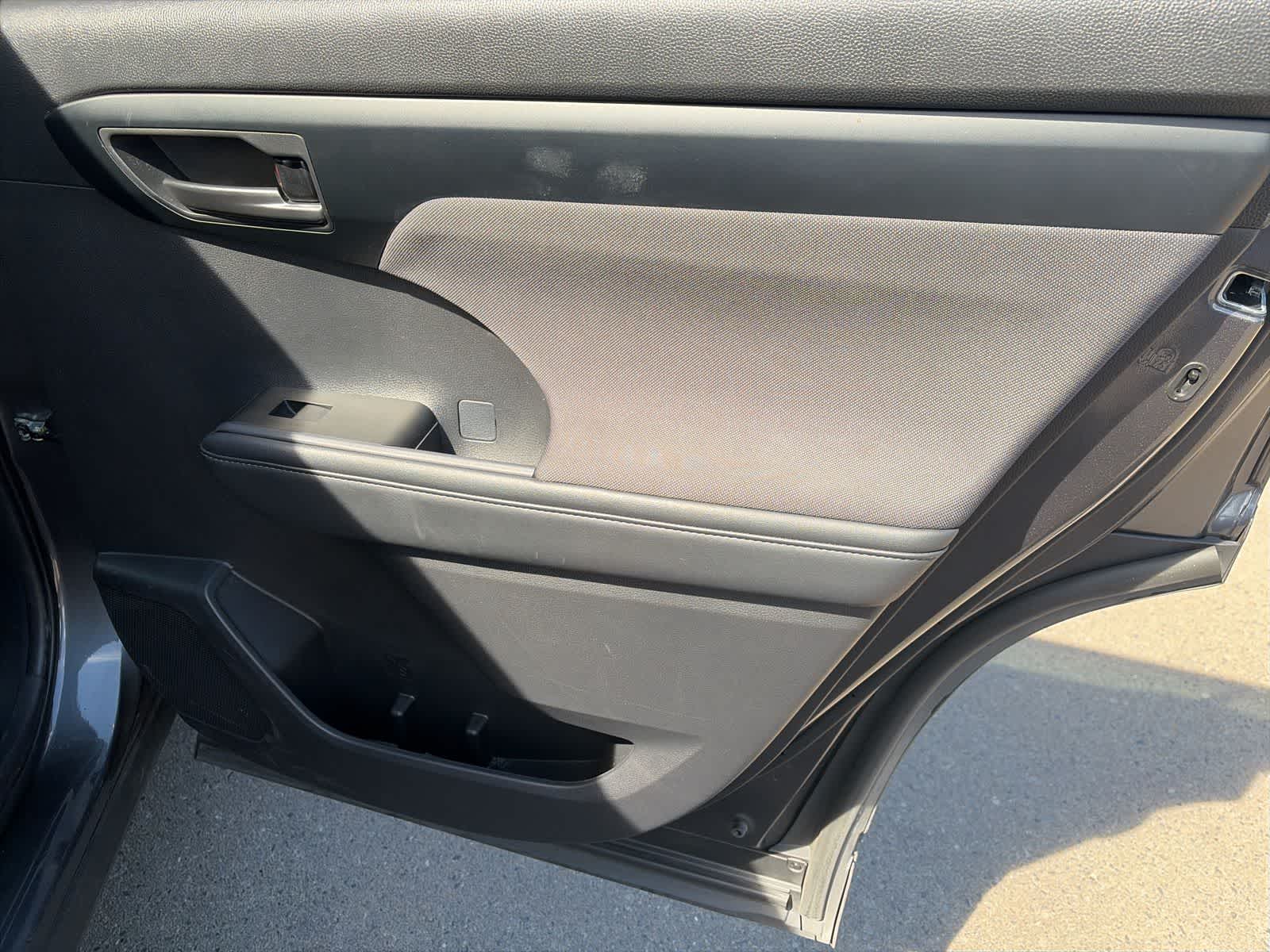 Thumbnail: 2025 Toyota Highlander - 10