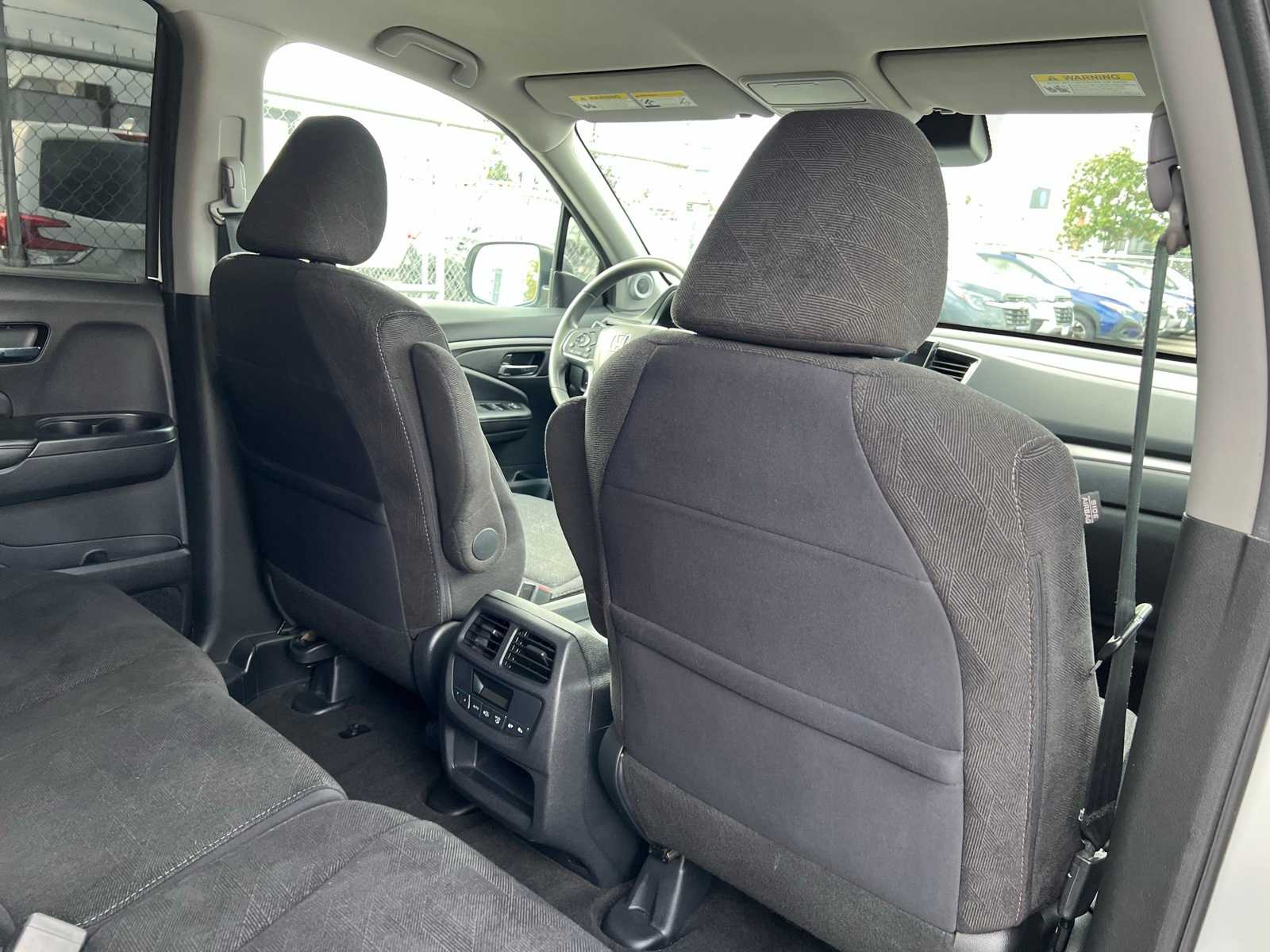 Thumbnail: 2020 Honda Pilot - 21