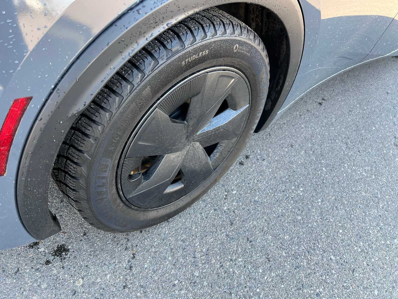 Thumbnail: 2024 Toyota Prius - 21