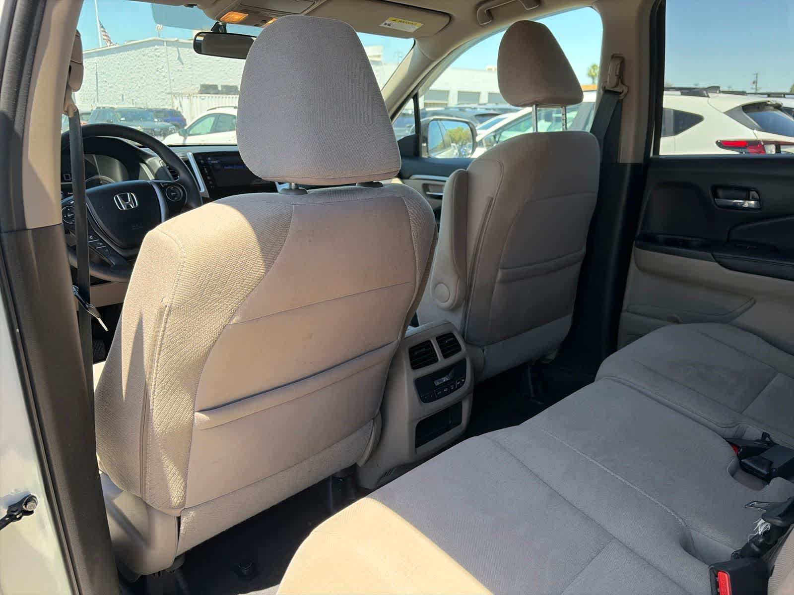 Thumbnail: 2018 Honda Pilot - 20