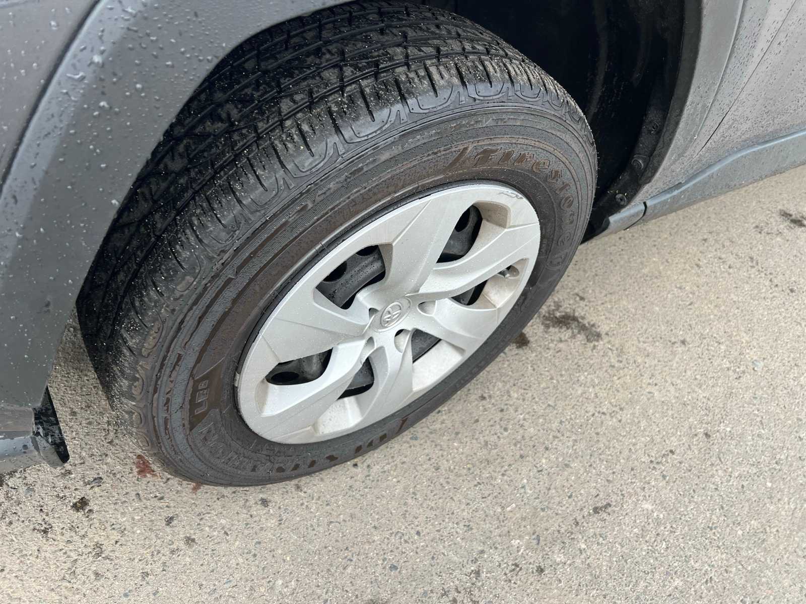 Thumbnail: 2024 Toyota RAV4 - 13