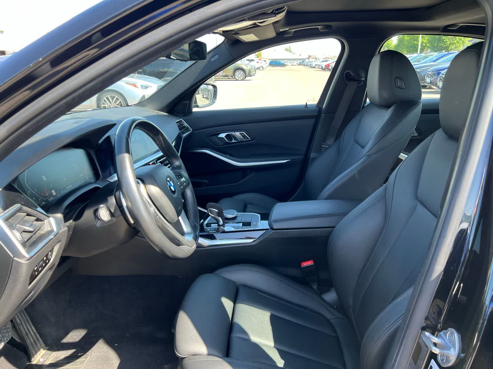 Thumbnail: 2019 BMW 3 Series - 14